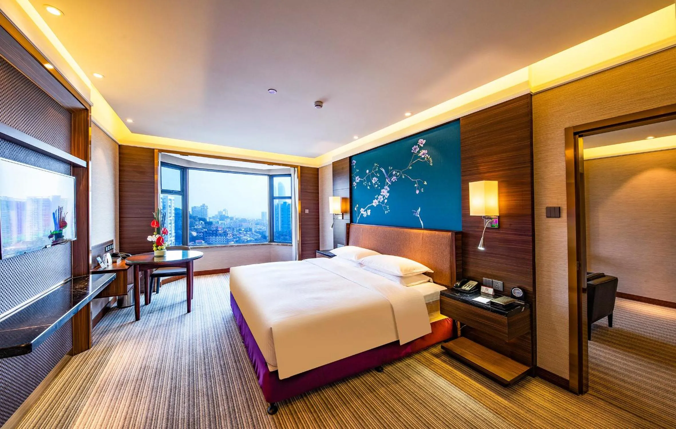 Photo of the whole room, Bed in Millennium Harbourview Hotel Xiamen