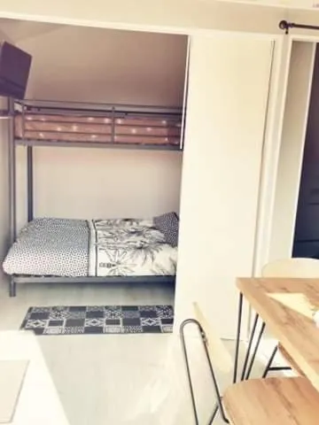 Property building, Bed in Chalet du bien-être