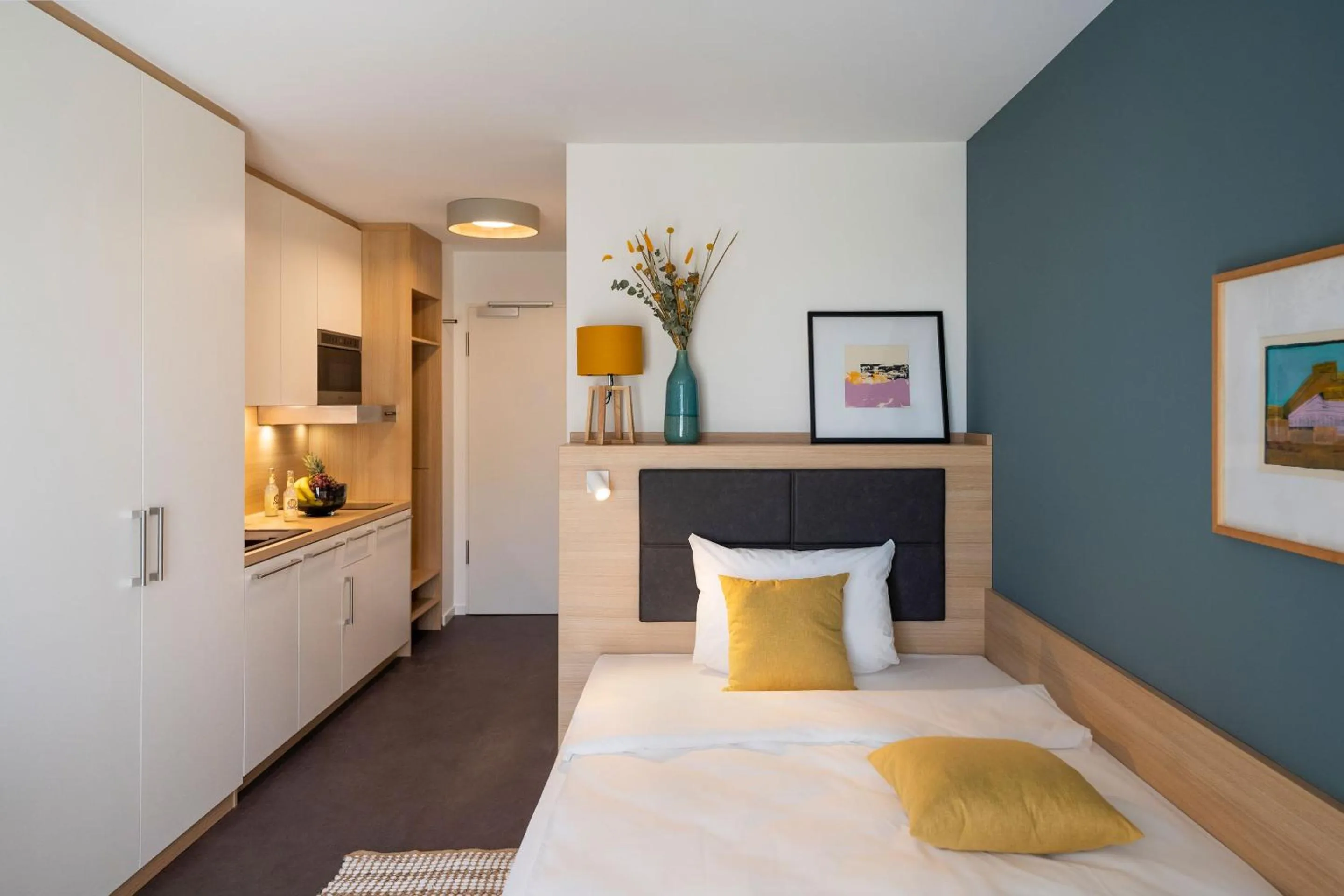 Photo of the whole room, Bed in KONCEPT HOTEL Neue Horizonte