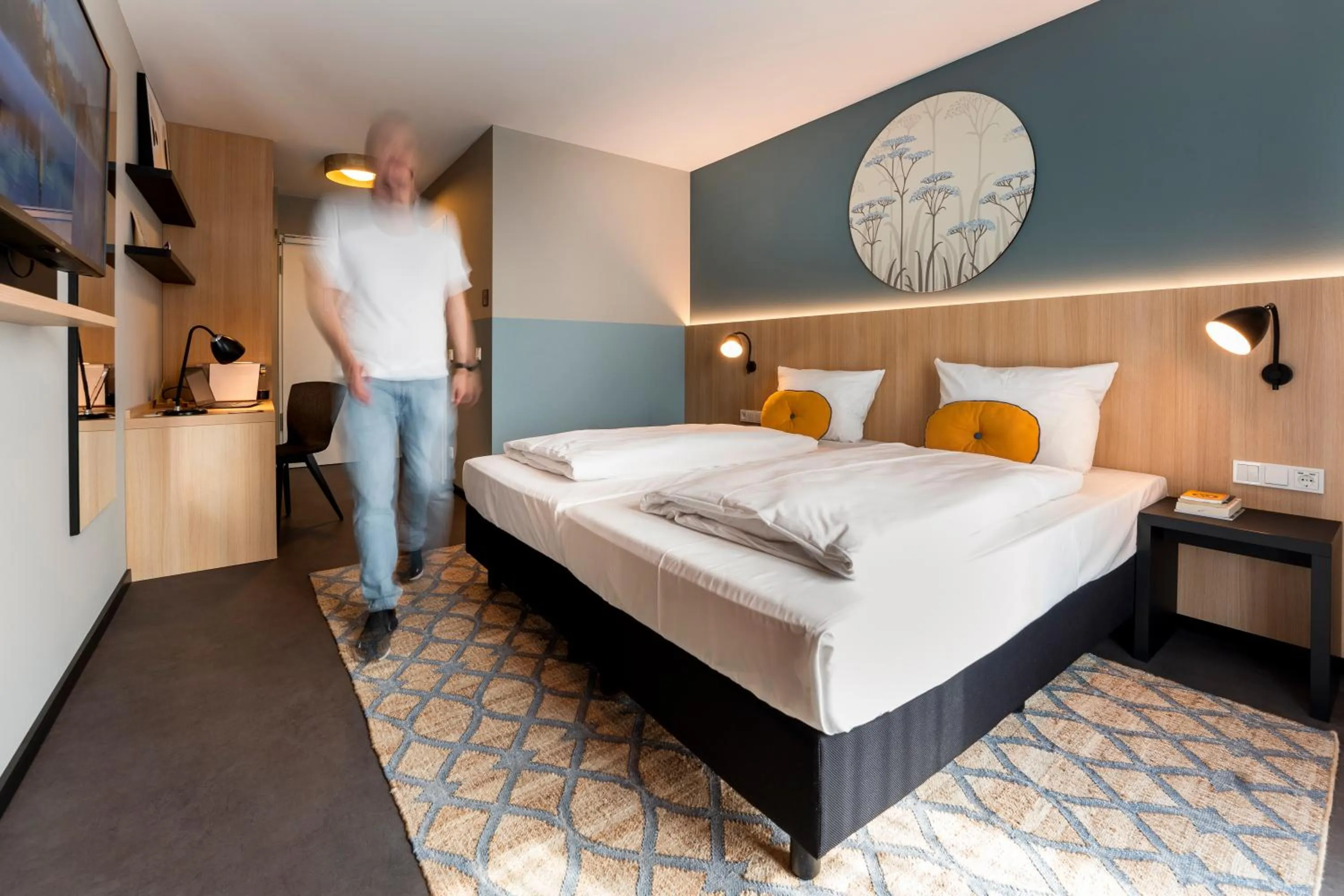 Photo of the whole room, Bed in KONCEPT HOTEL Neue Horizonte