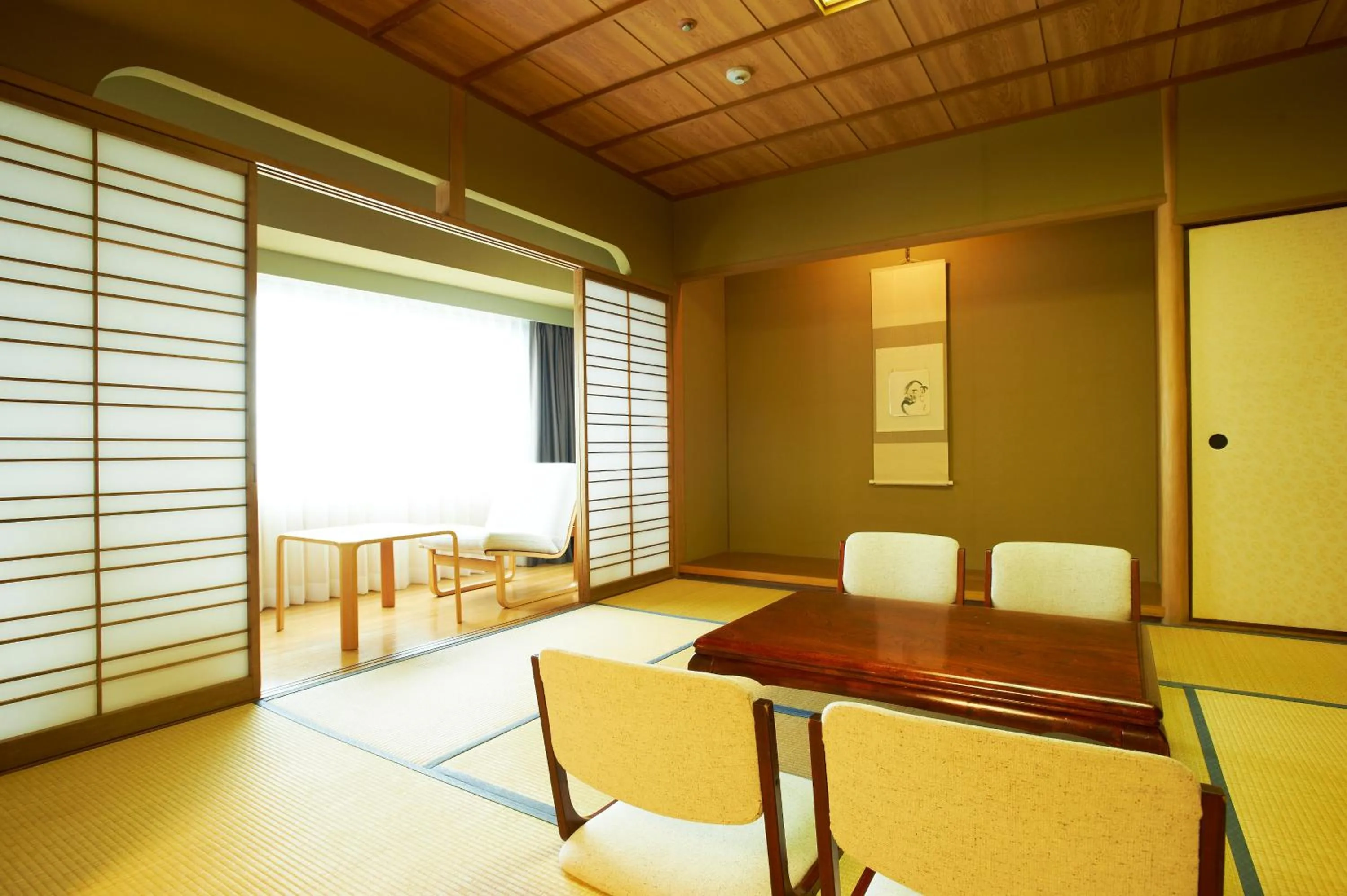 Photo of the whole room in Kobe Portopia Hotel