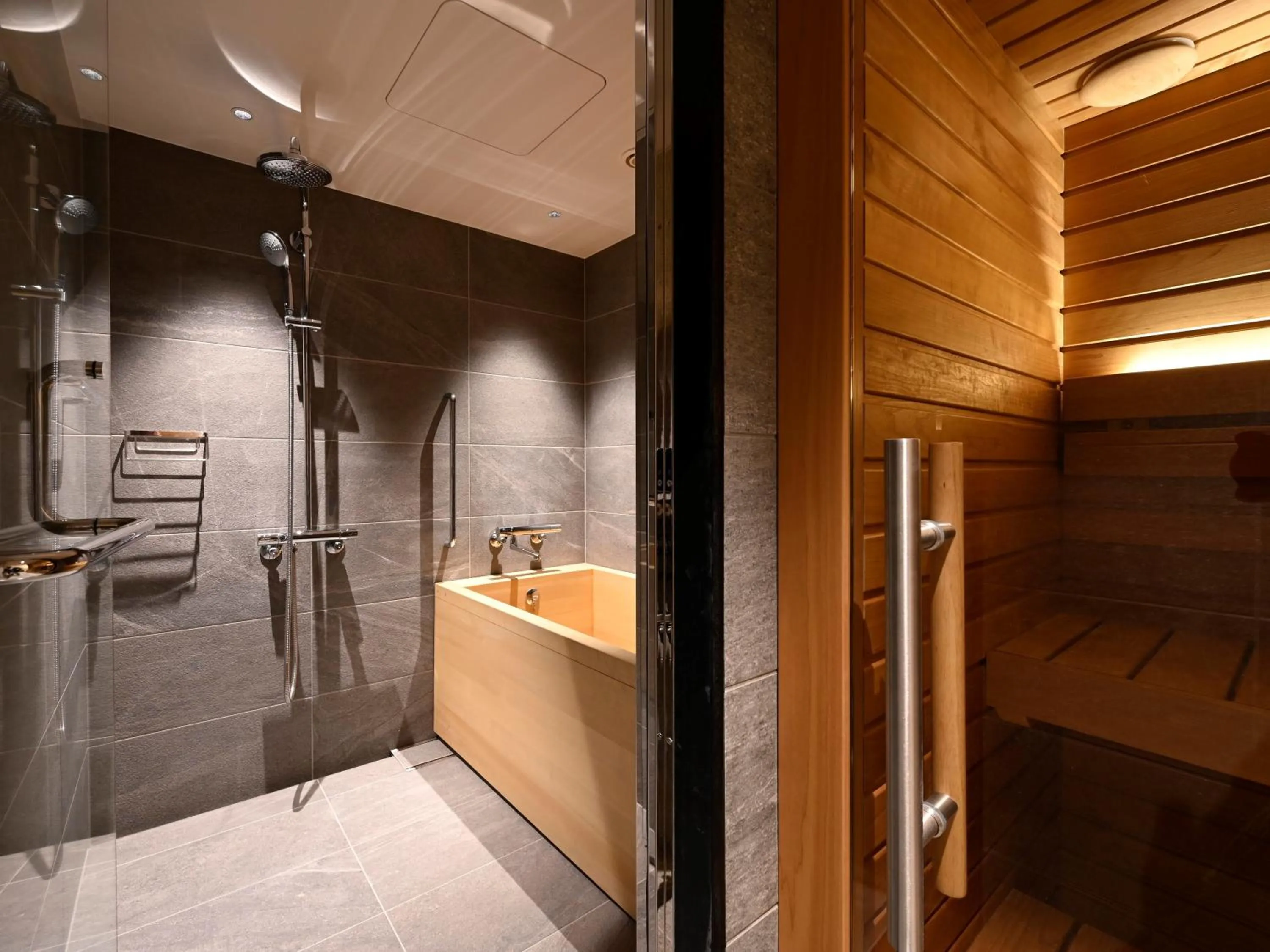 Sauna in Kobe Portopia Hotel