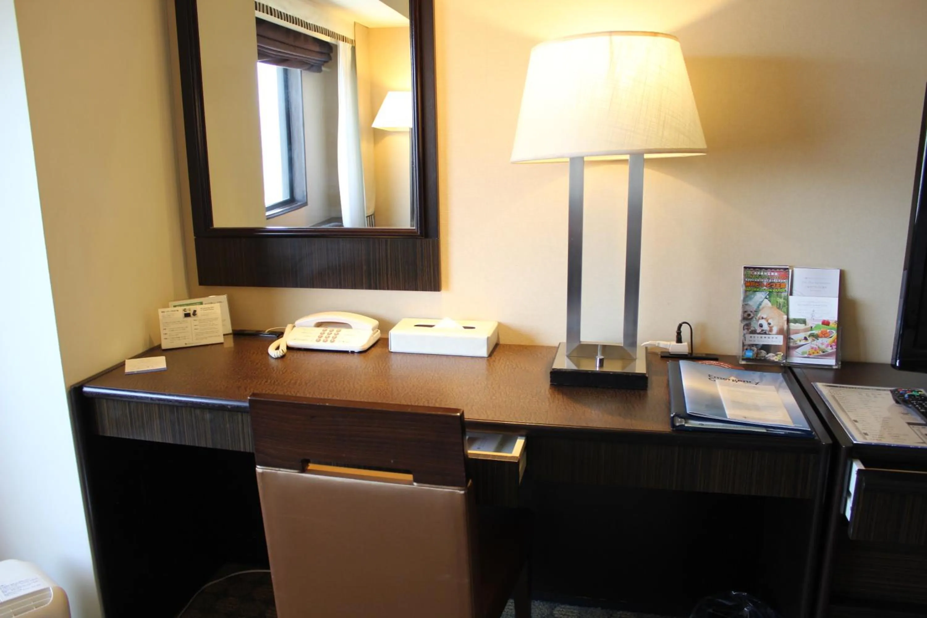 Decorative detail in Kobe Portopia Hotel