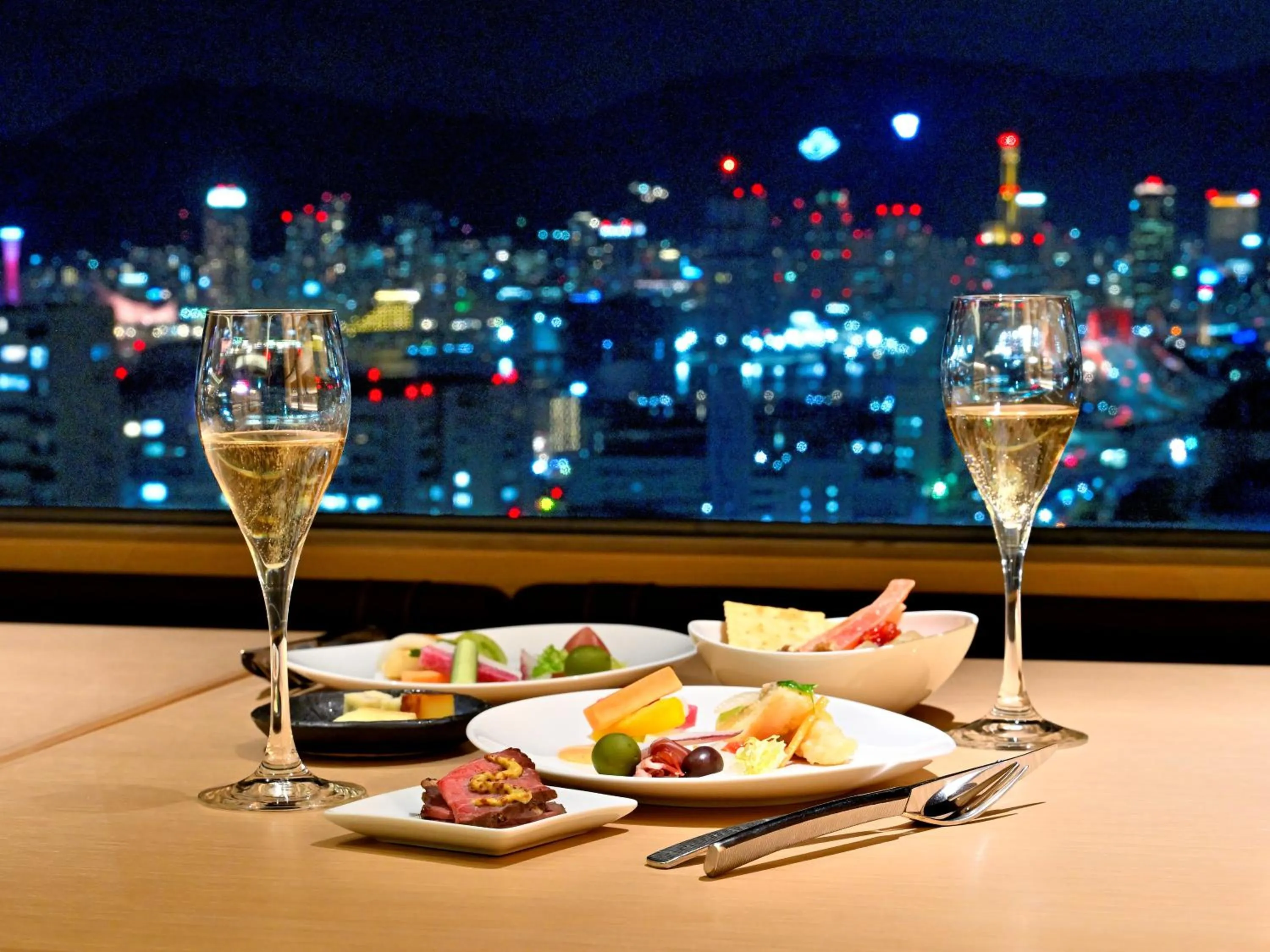 Food and drinks in Kobe Portopia Hotel