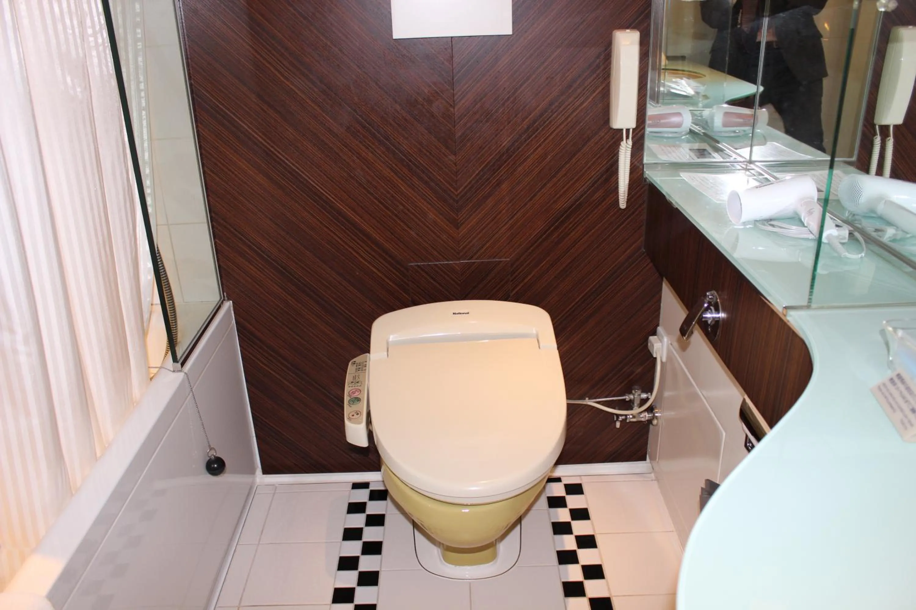 Toilet in Kobe Portopia Hotel