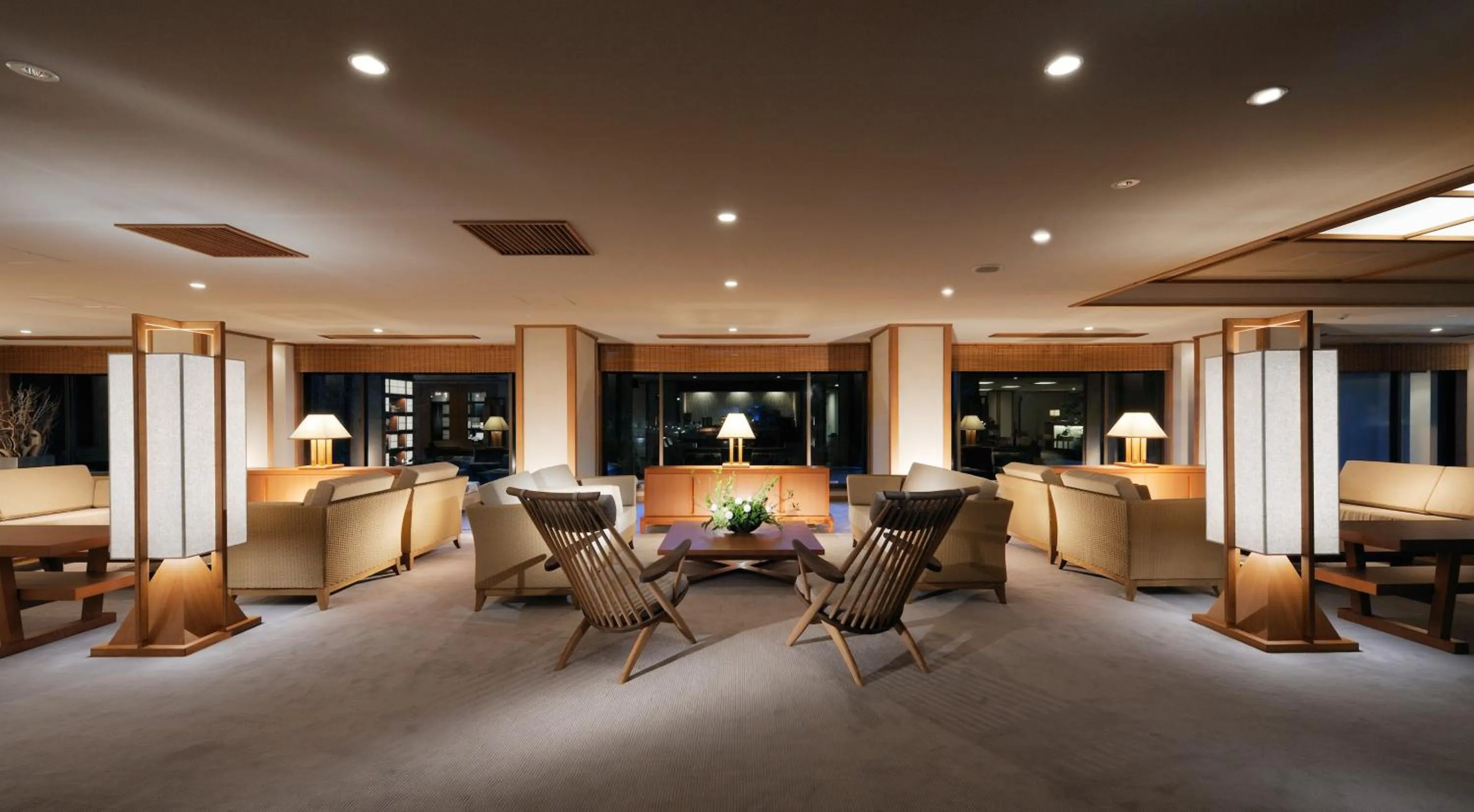 Lounge or bar in Toba International Hotel Shiojitei