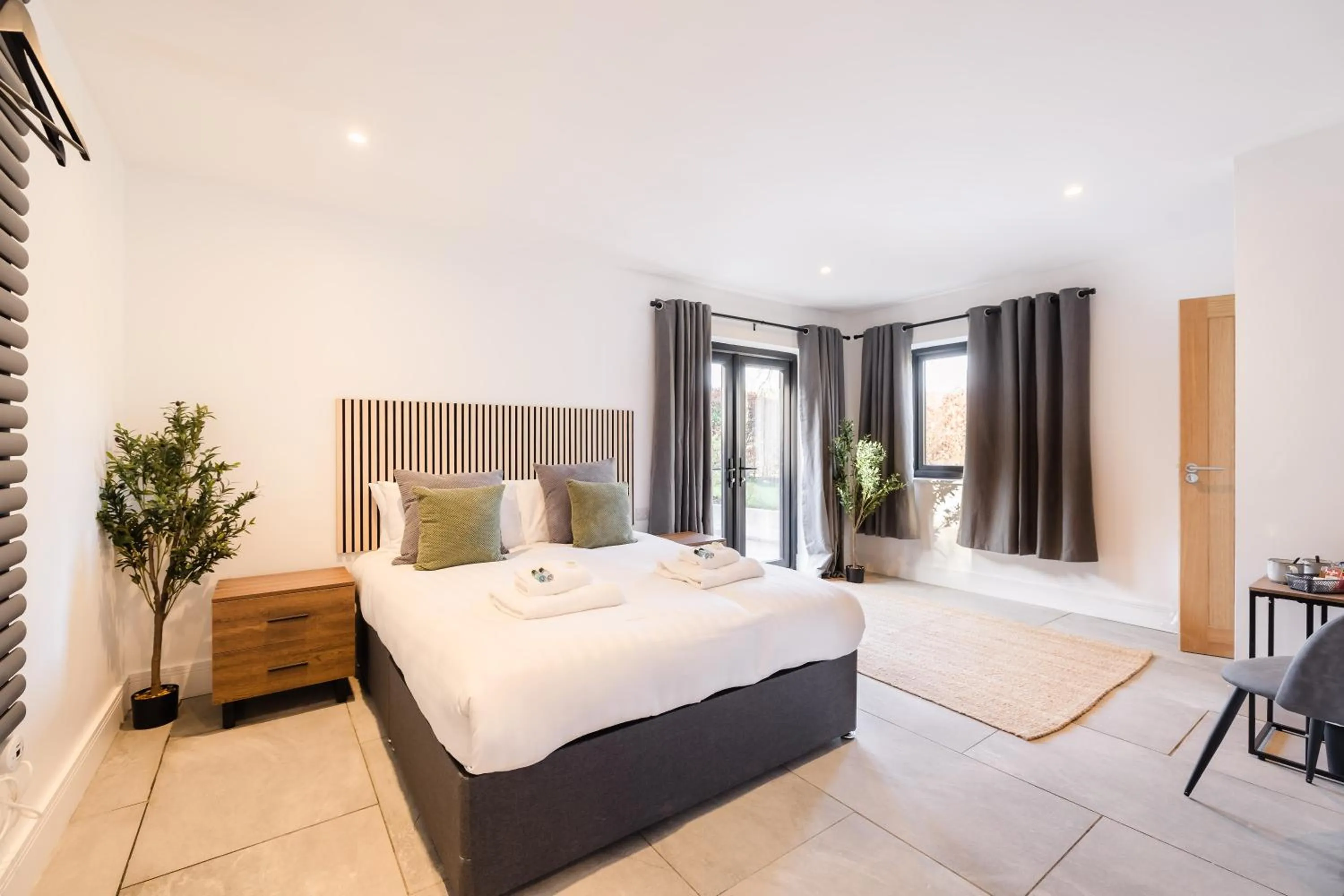 Bed in The Old House 1147