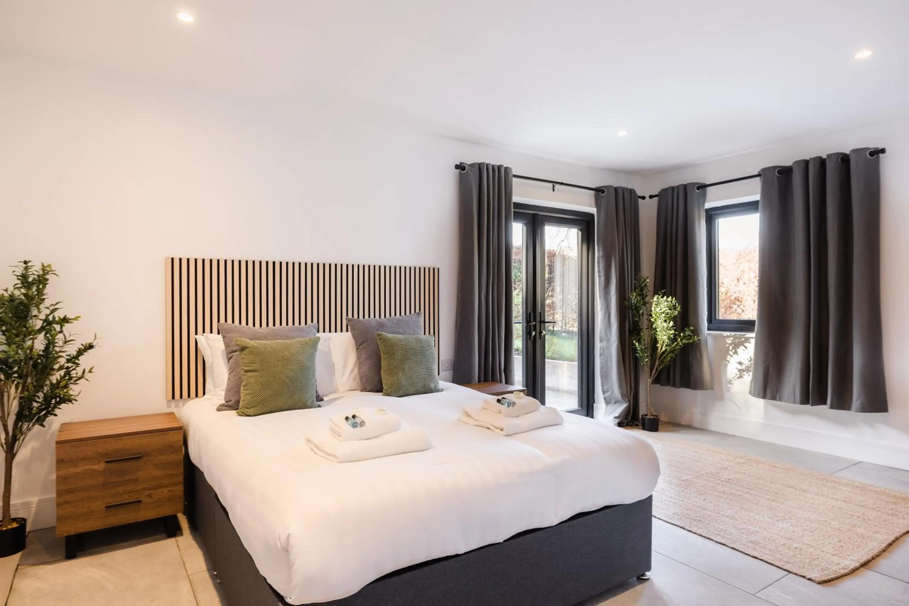 Bed in The Old House 1147