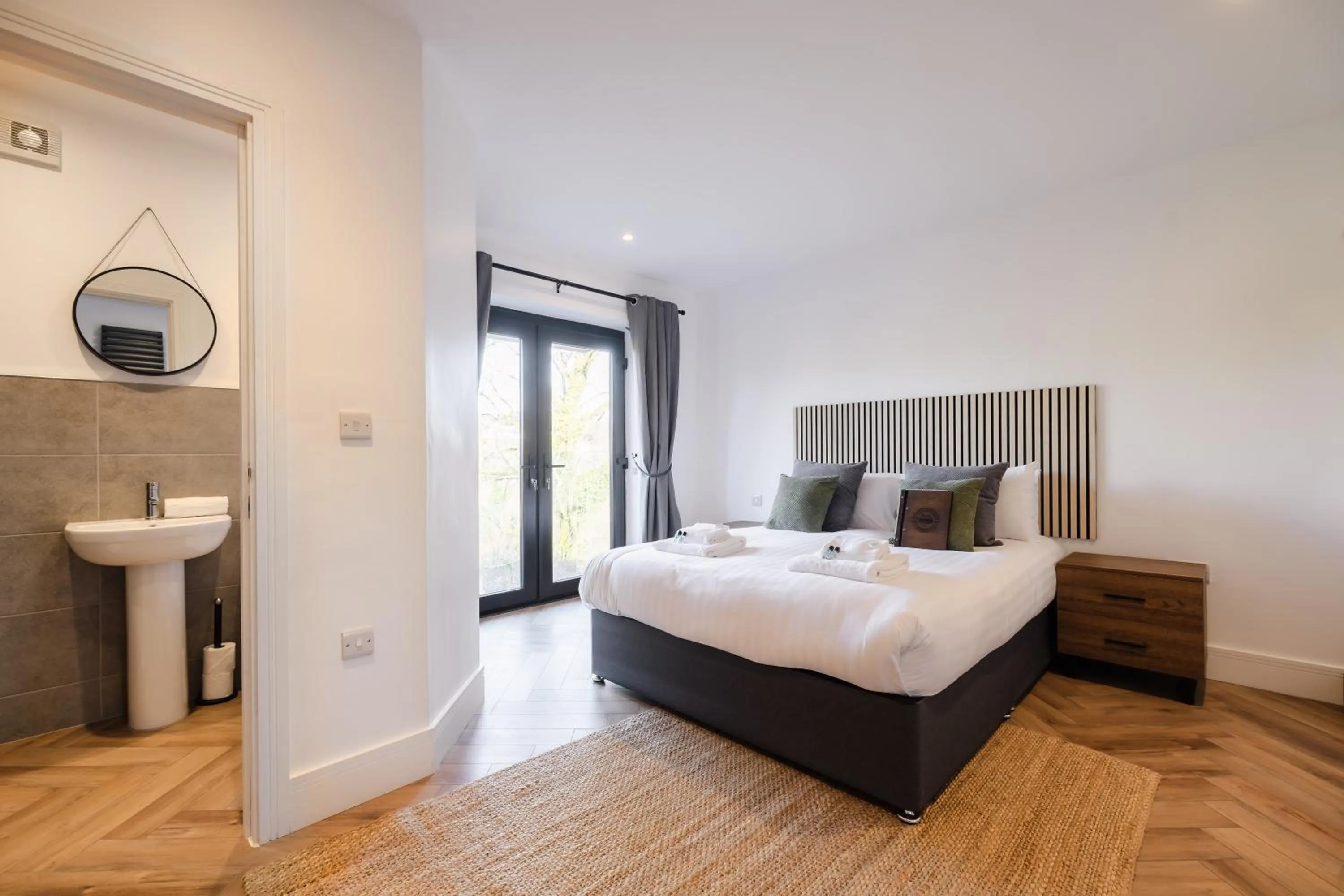 Bed in The Old House 1147