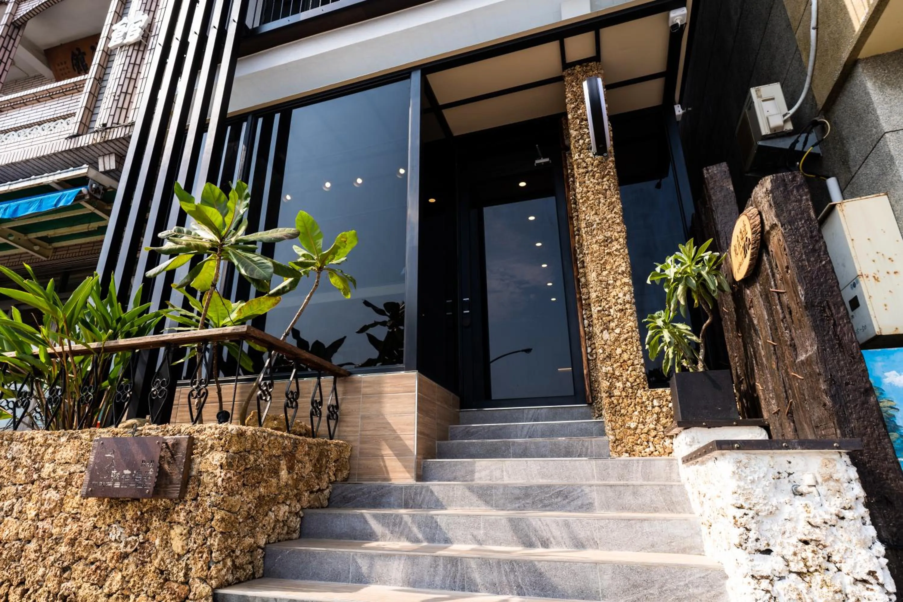 Facade/entrance in Marbordo B&B