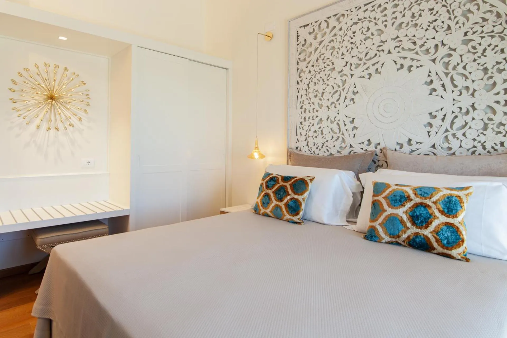 Bedroom, Bed in Villa Francesca Relais