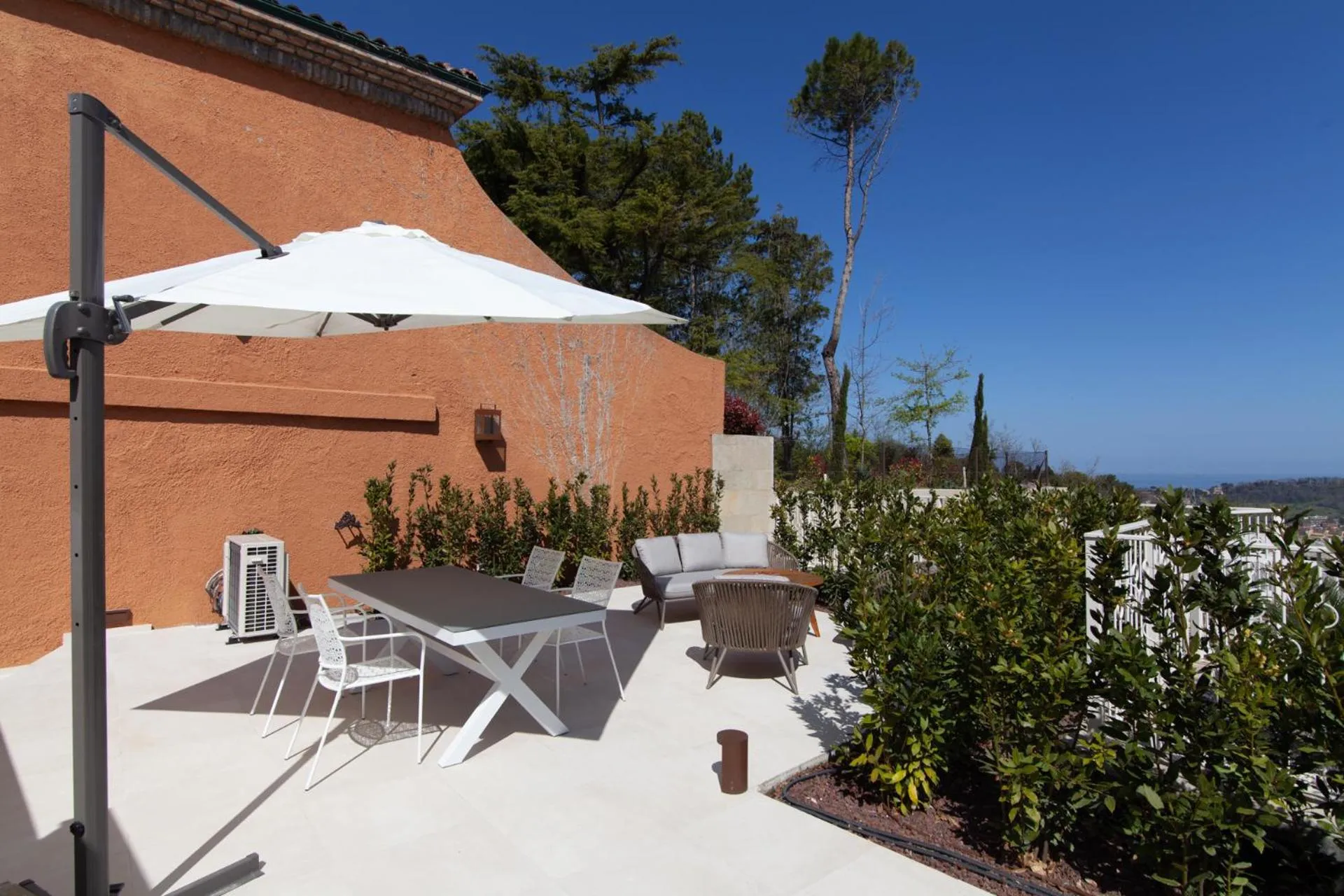 Patio in Villa Francesca Relais