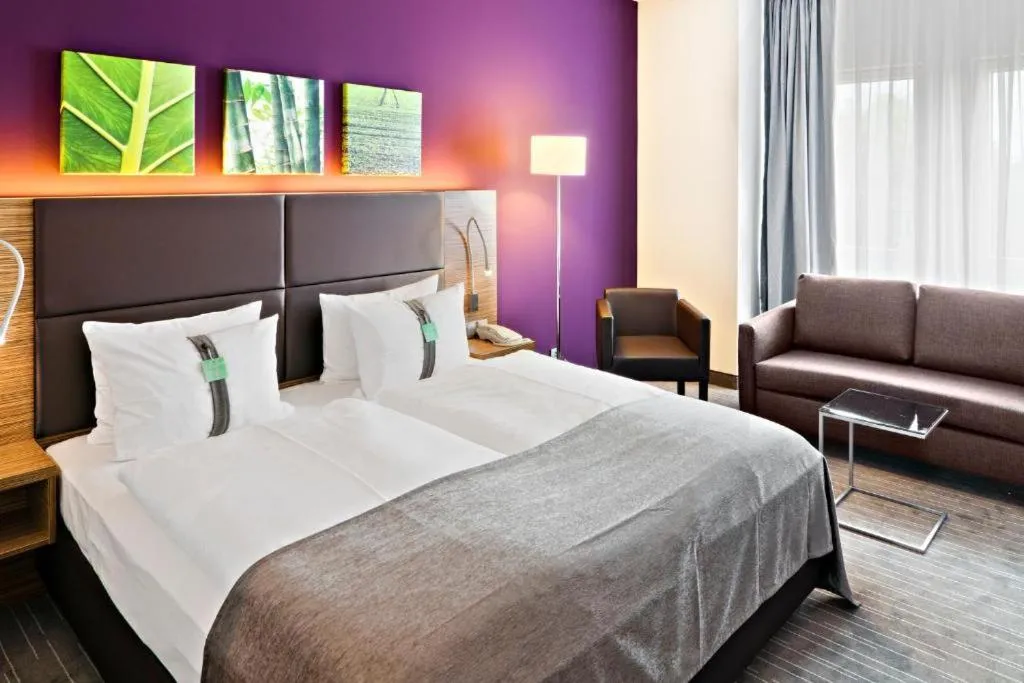 Bed in Holiday Inn Leipzig Günthersdorf