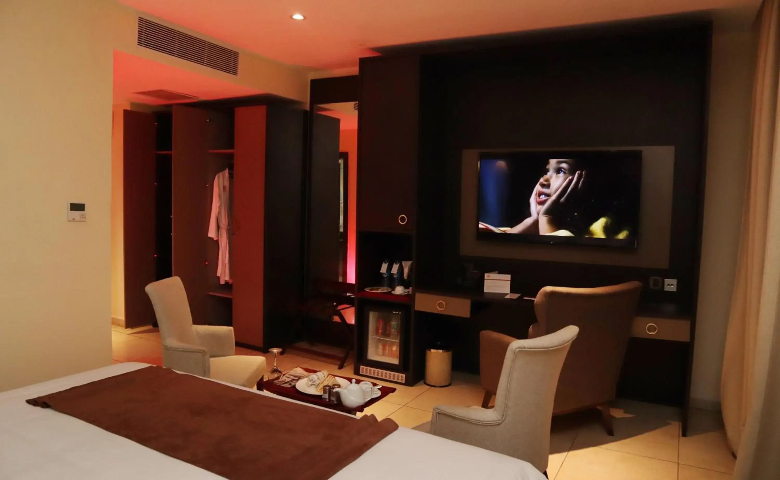 Deluxe Suite - single occupancy in Monty Suites Calabar Deluxe Suite - single occupancy in Monty Suites Calabar