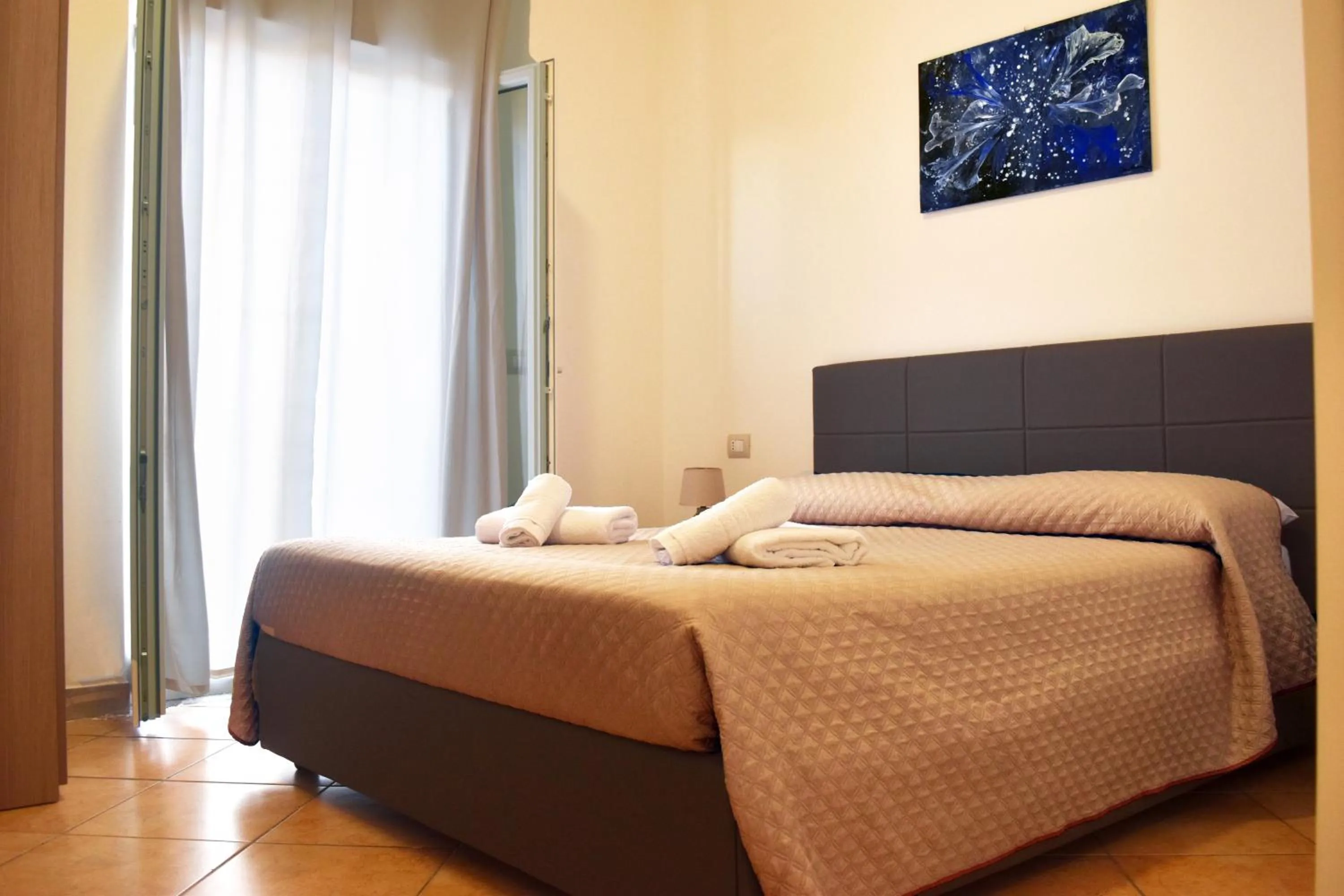 Photo of the whole room, Bed in Bed & Breakfast Domus Pepe Scalea