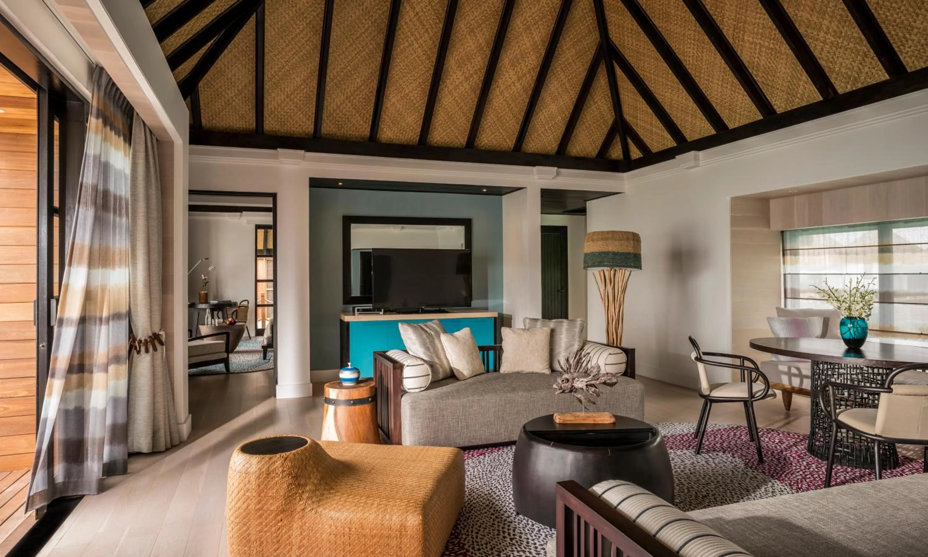 Living room in Four Seasons Resort Maldives at Kuda Huraa
