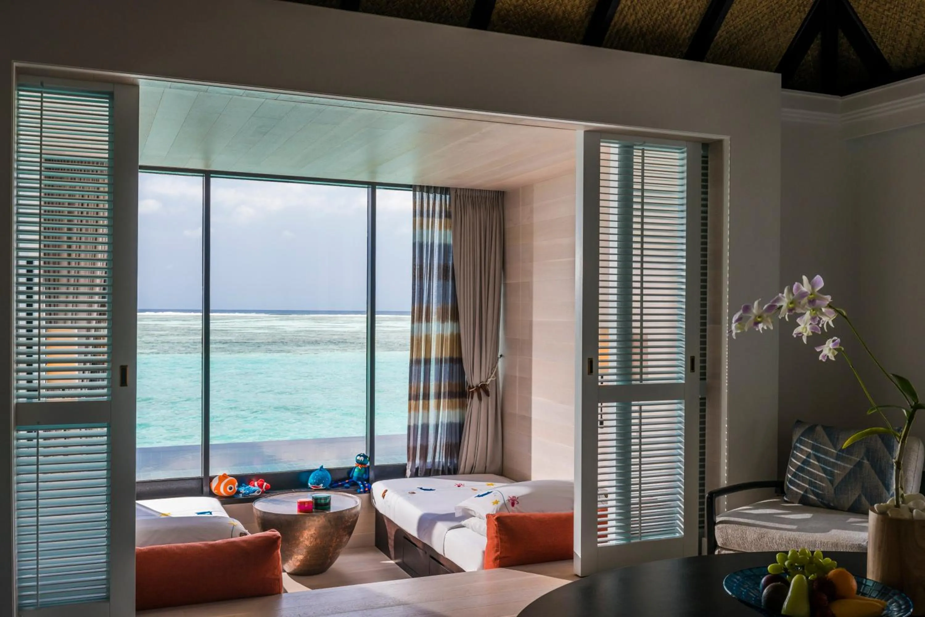Bedroom, Bed in Four Seasons Resort Maldives at Kuda Huraa