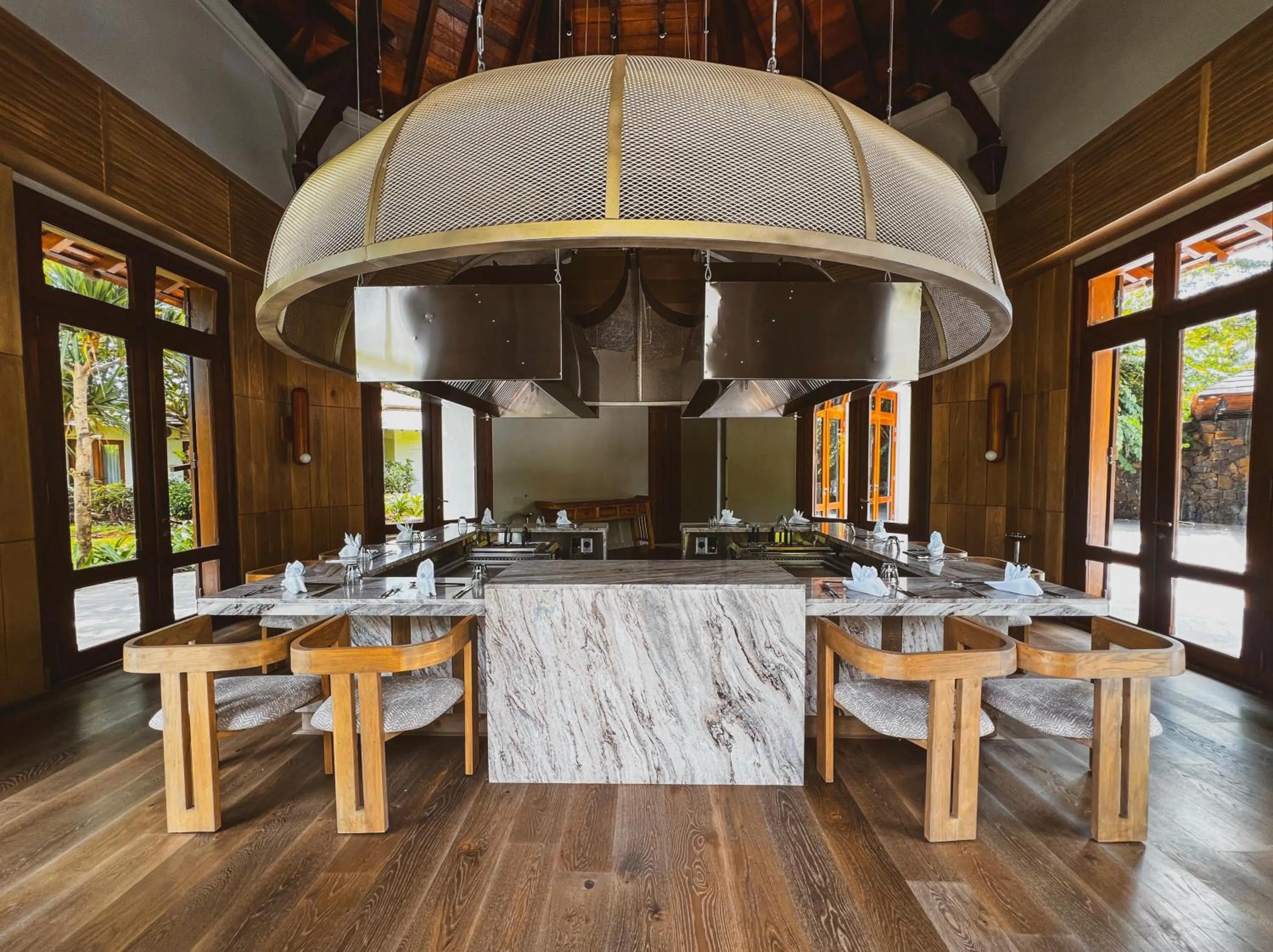 Restaurant/places to eat in Maradiva Villas Resort and Spa