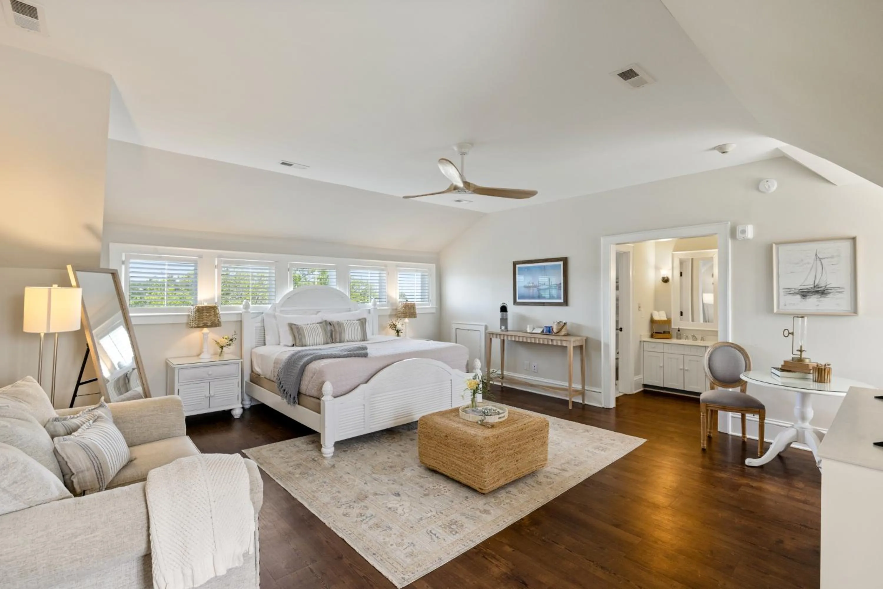 Bedroom, Bed in The Tranquil House Inn