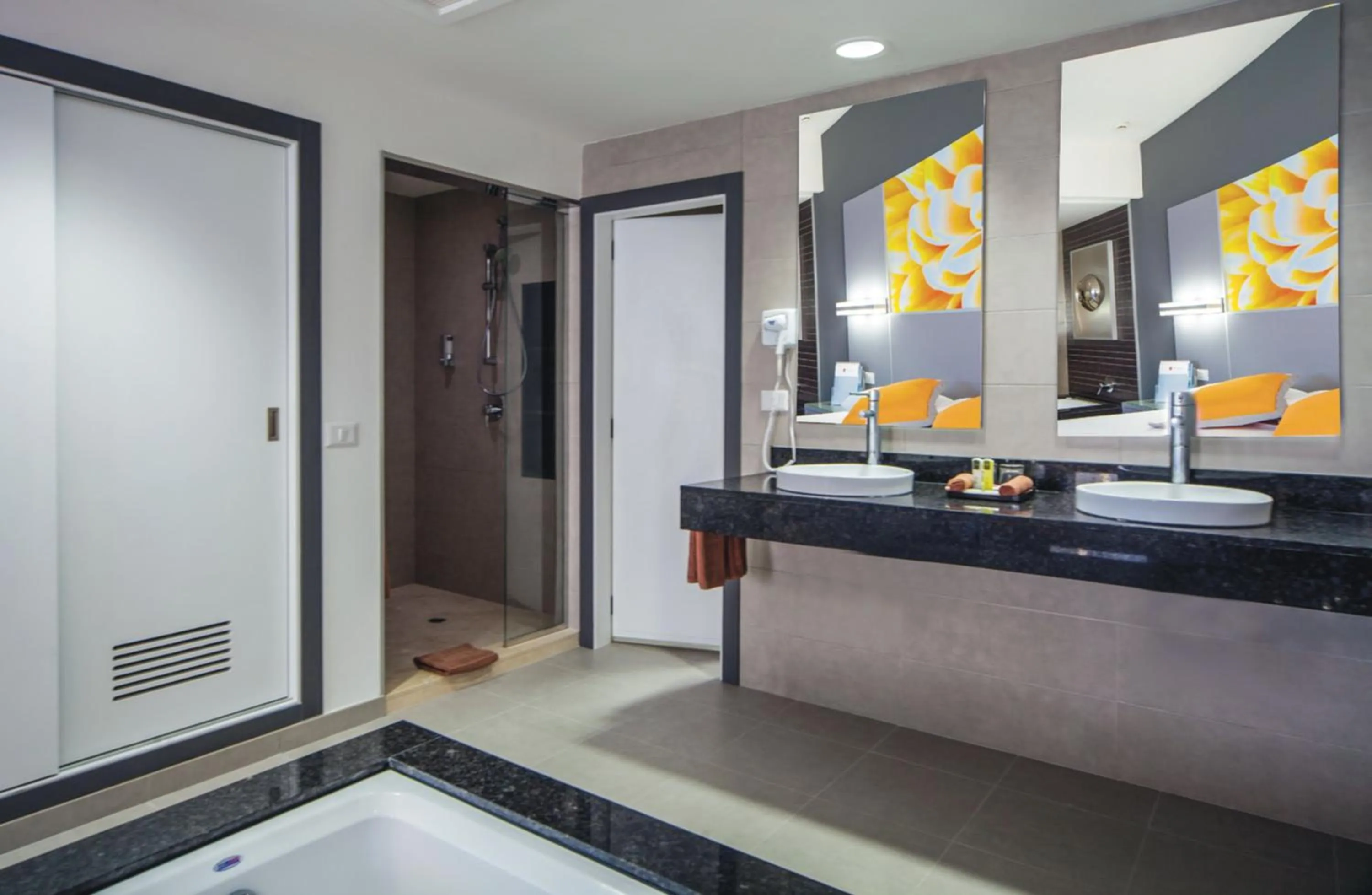 Bathroom in Riu Cancun - Adults Only - All Inclusive