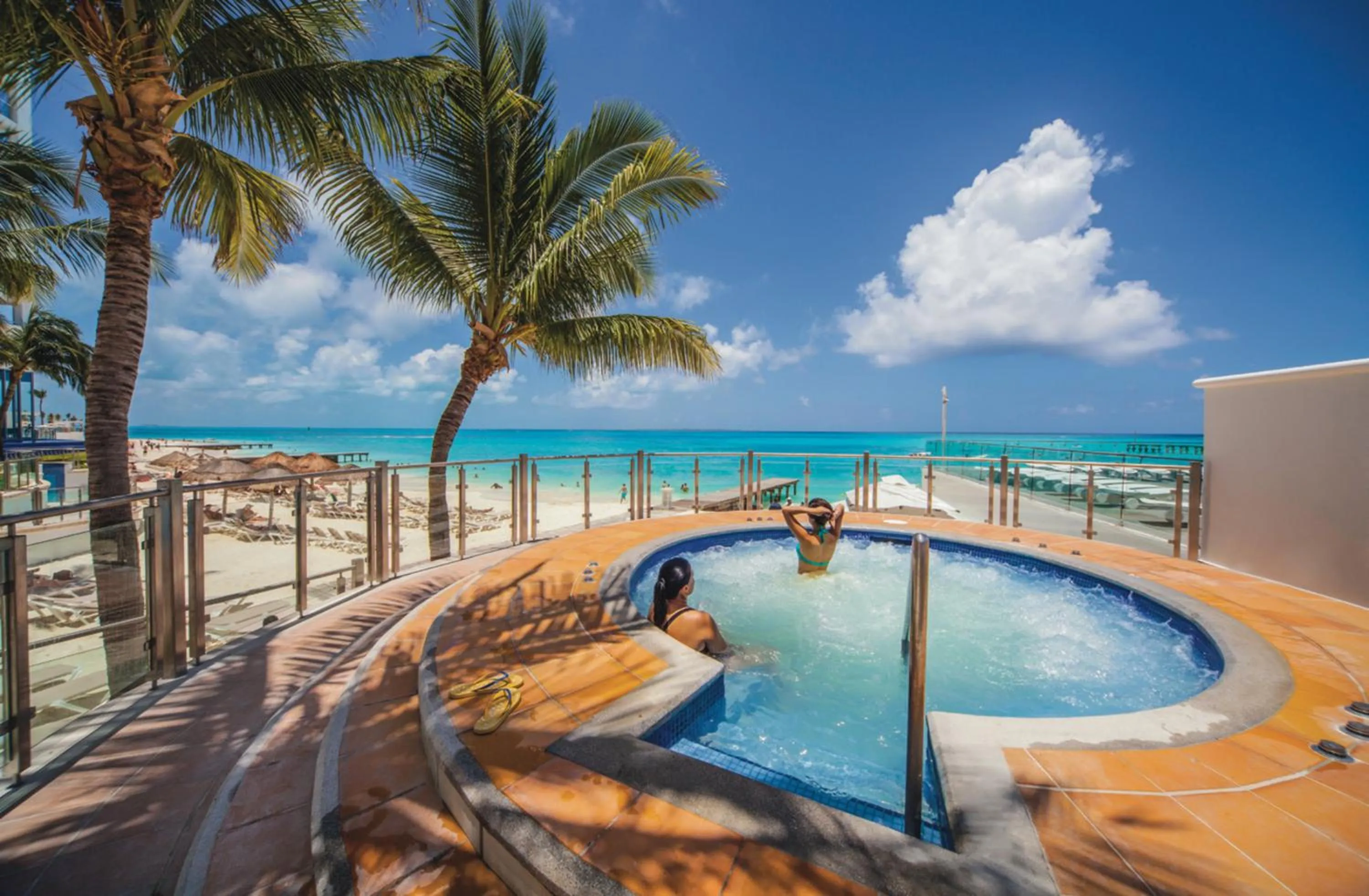 Hot Tub in Riu Cancun - Adults Only - All Inclusive