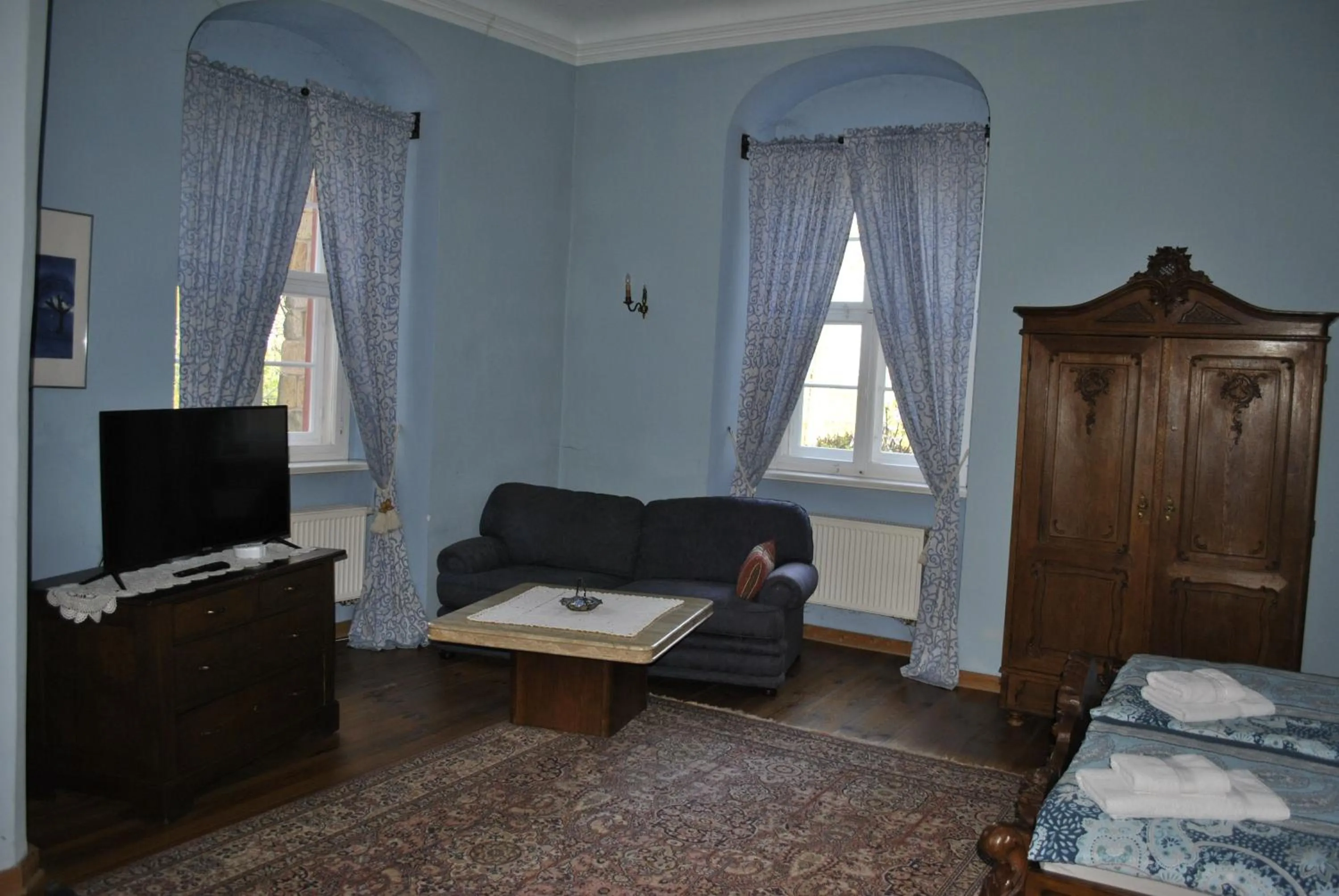 Living room, Bed in Schloss Triestewitz