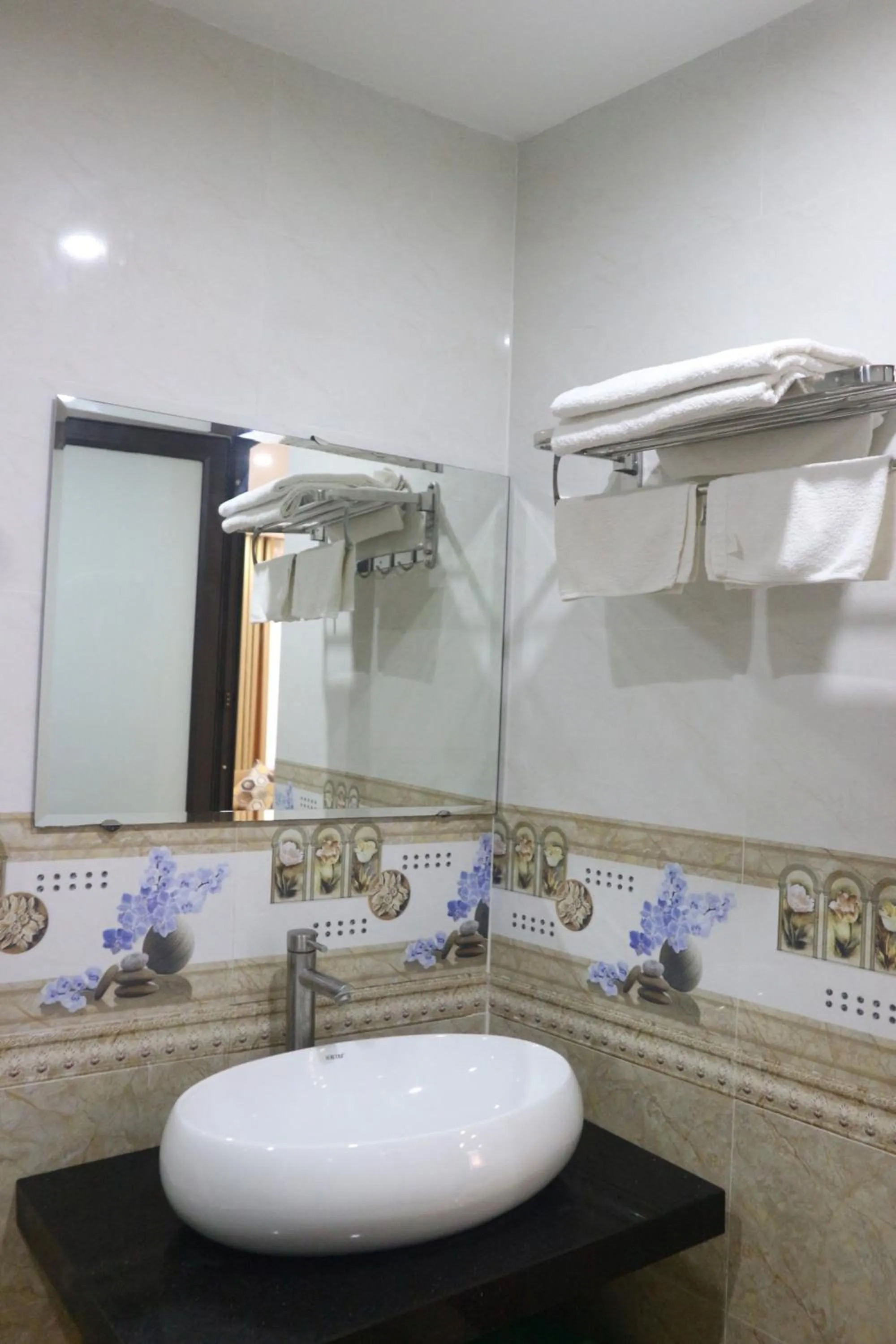 Bathroom in An Khang Hotel