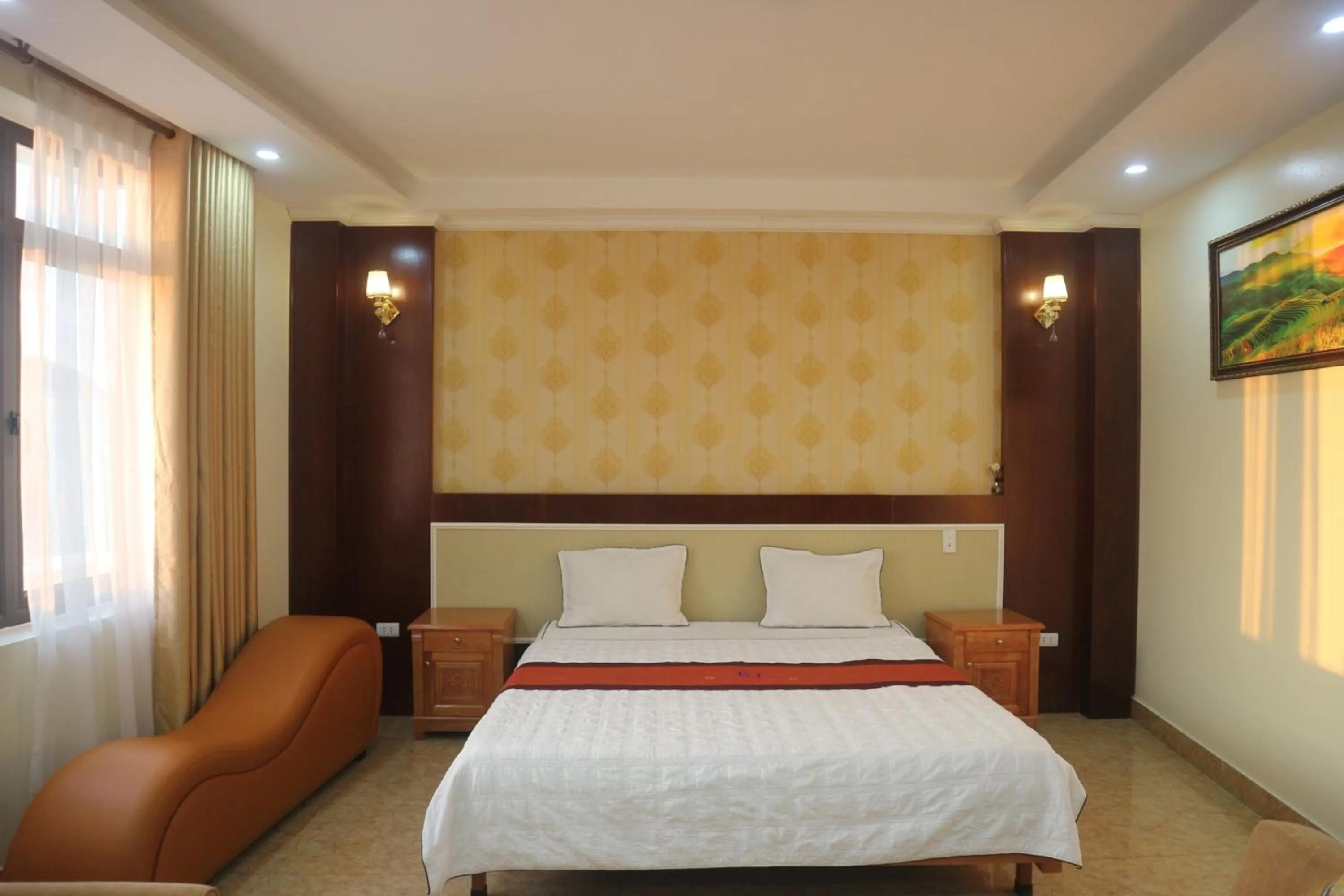 Bed in An Khang Hotel