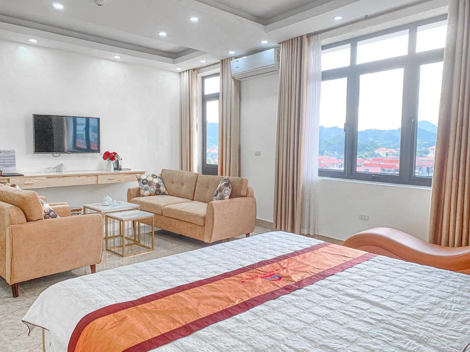 Bedroom, Bed in An Khang Hotel