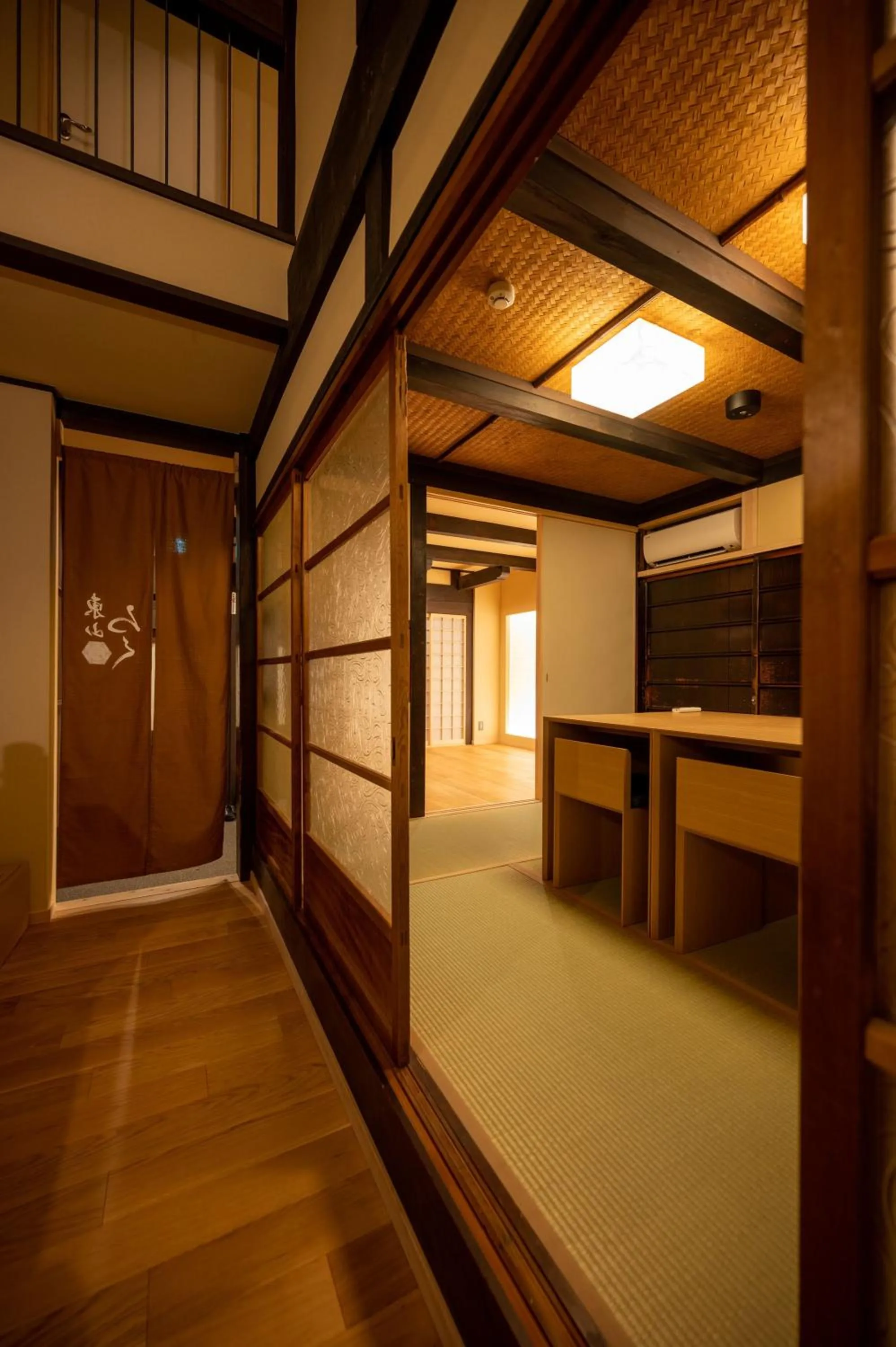 Living room, Bed in CAMPTON Higashiyama Roku