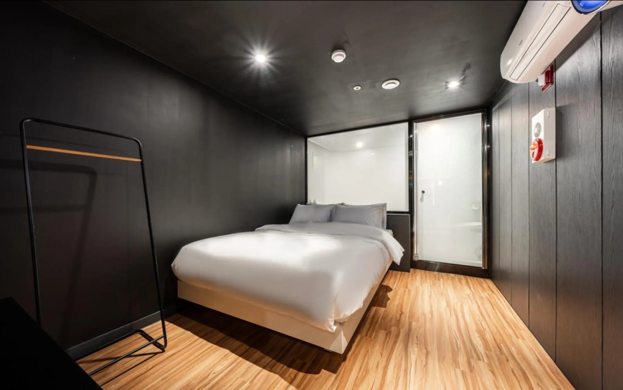 Bed in Shinchon Wol Hotel