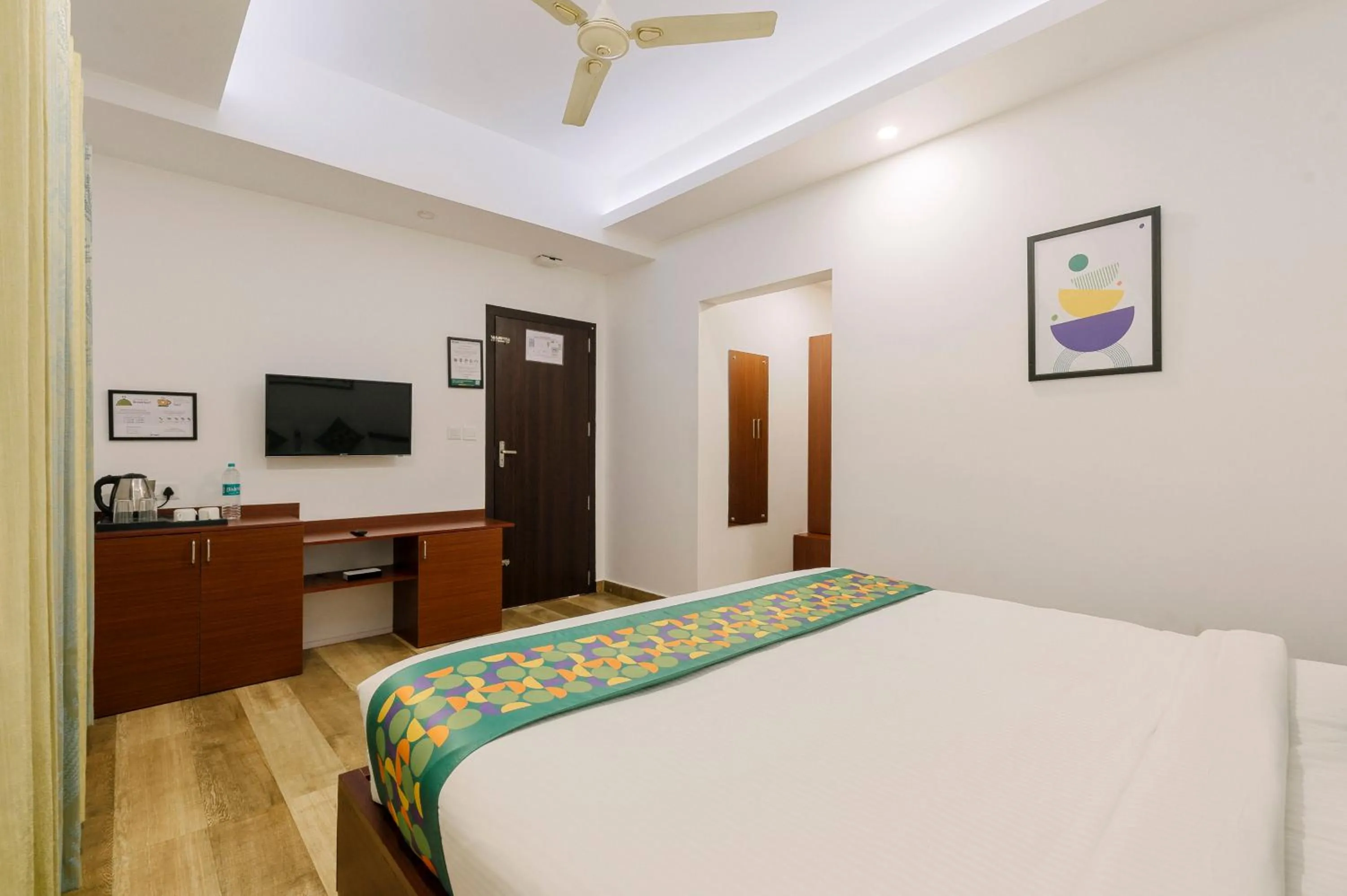 Bedroom, Bed in Treebo Wanderlust Residency With Mountain View