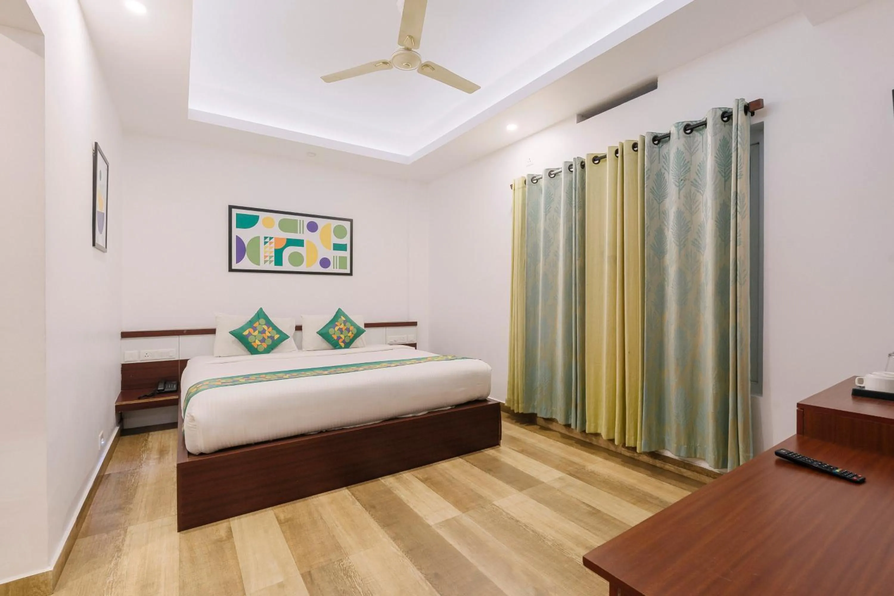 Bedroom, Bed in Treebo Wanderlust Residency With Mountain View