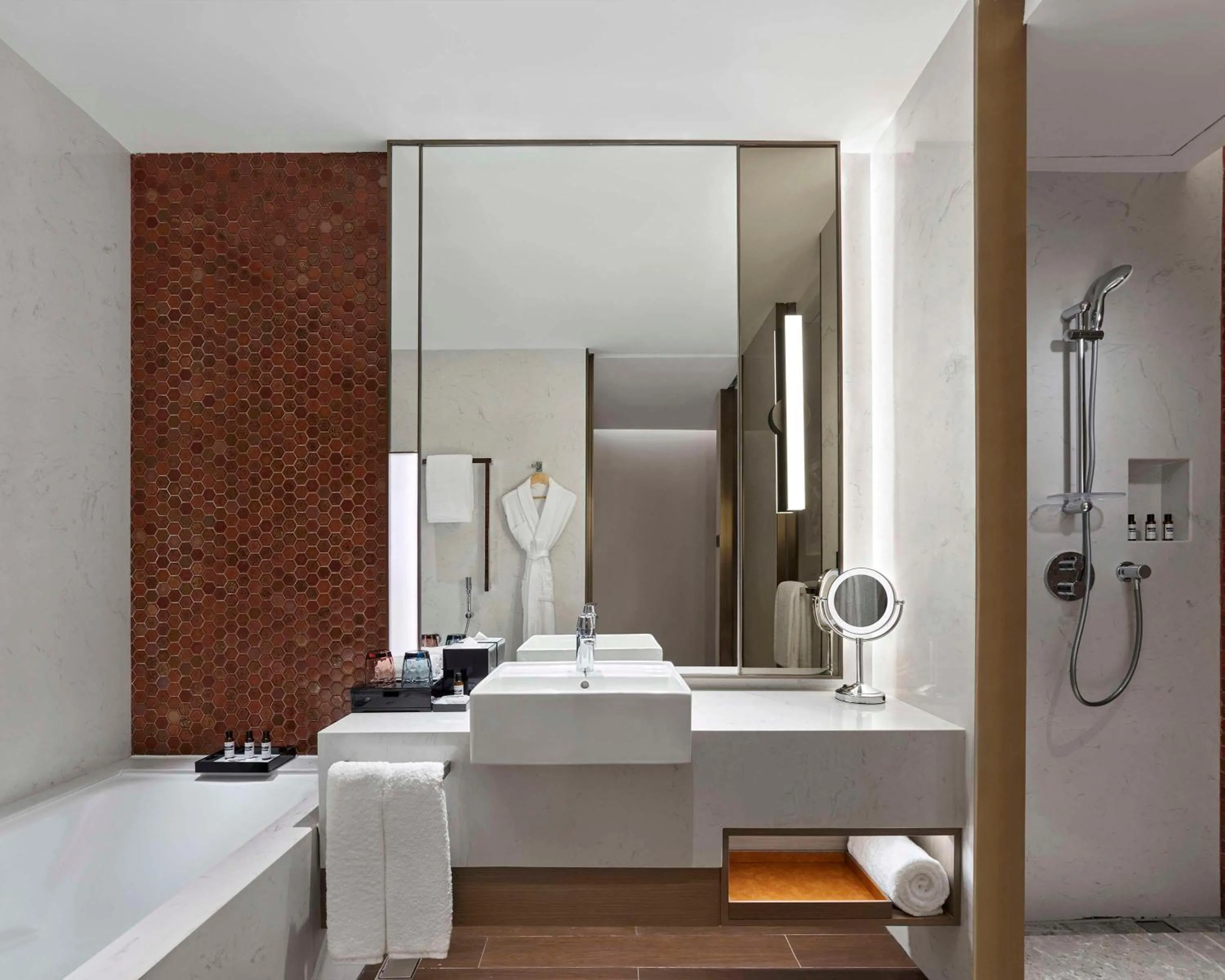 Bathroom in Hyatt Regency Shanghai Songjiang