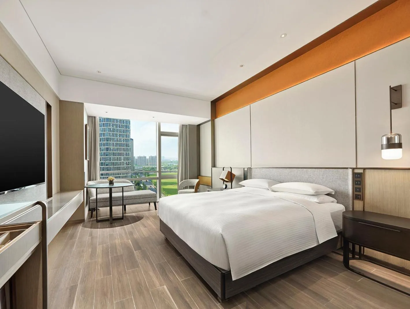 Bedroom, Bed in Hyatt Regency Shanghai Songjiang