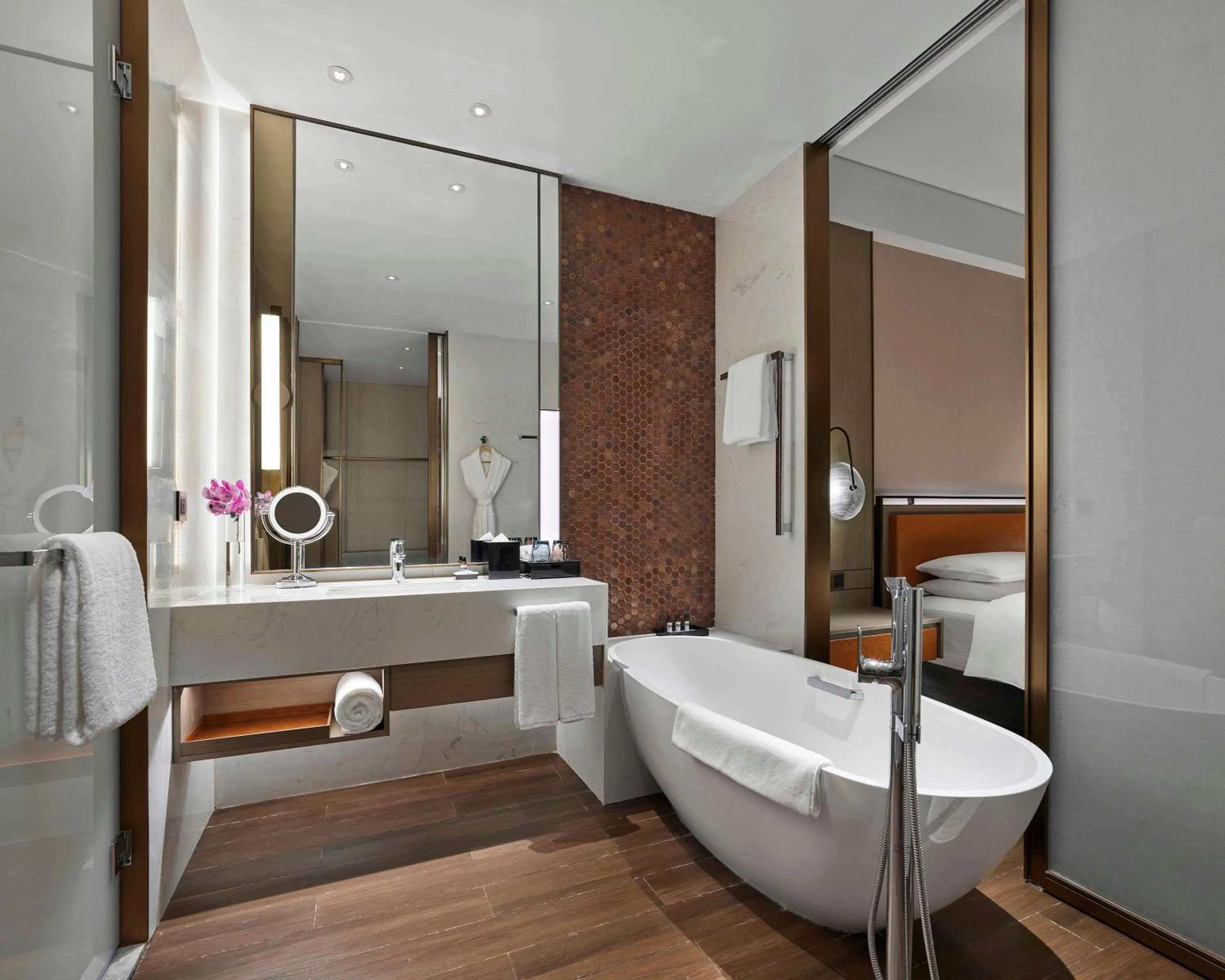 Bathroom in Hyatt Regency Shanghai Songjiang