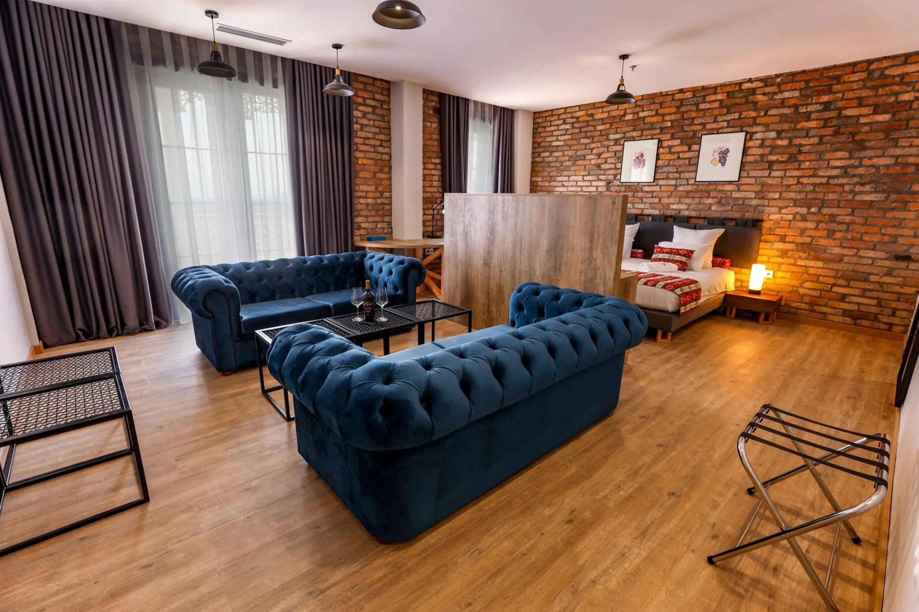 Deluxe Double Room - single occupancy in Chateau Artwine Deluxe Double Room - single occupancy in Chateau Artwine