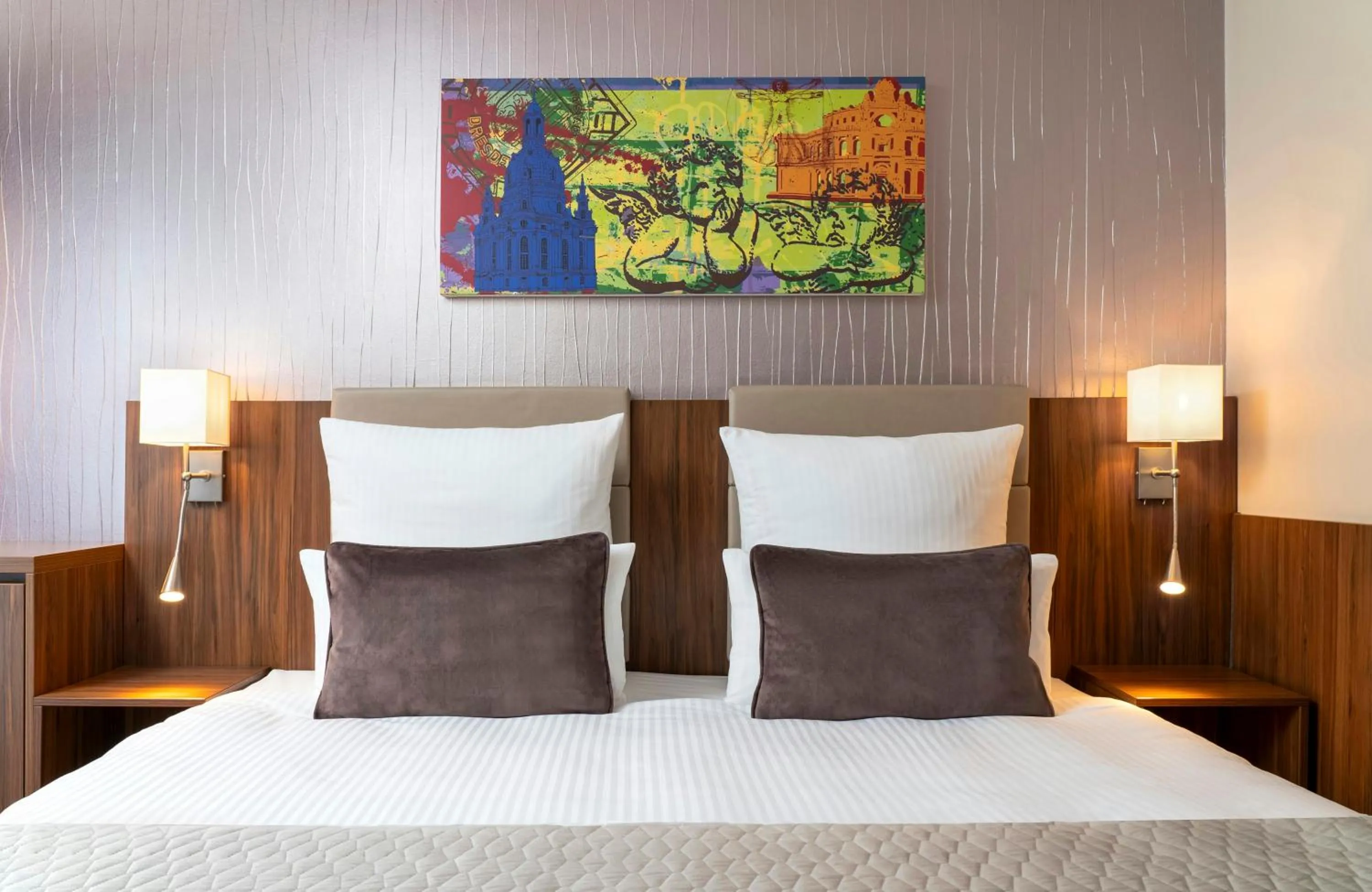 Photo of the whole room, Bed in Leonardo Hotel Dresden Altstadt