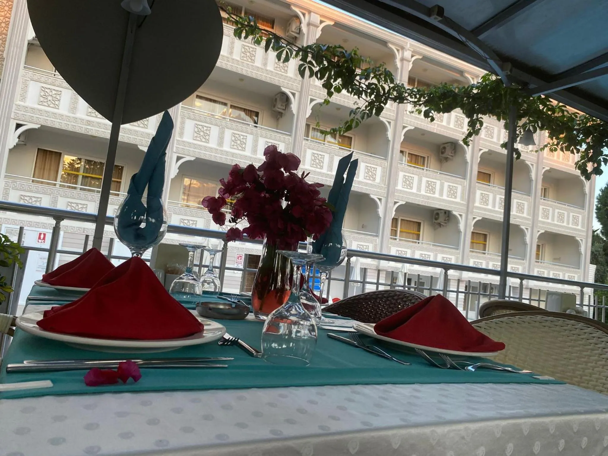 Restaurant/places to eat in Side Miami Beach Hotel