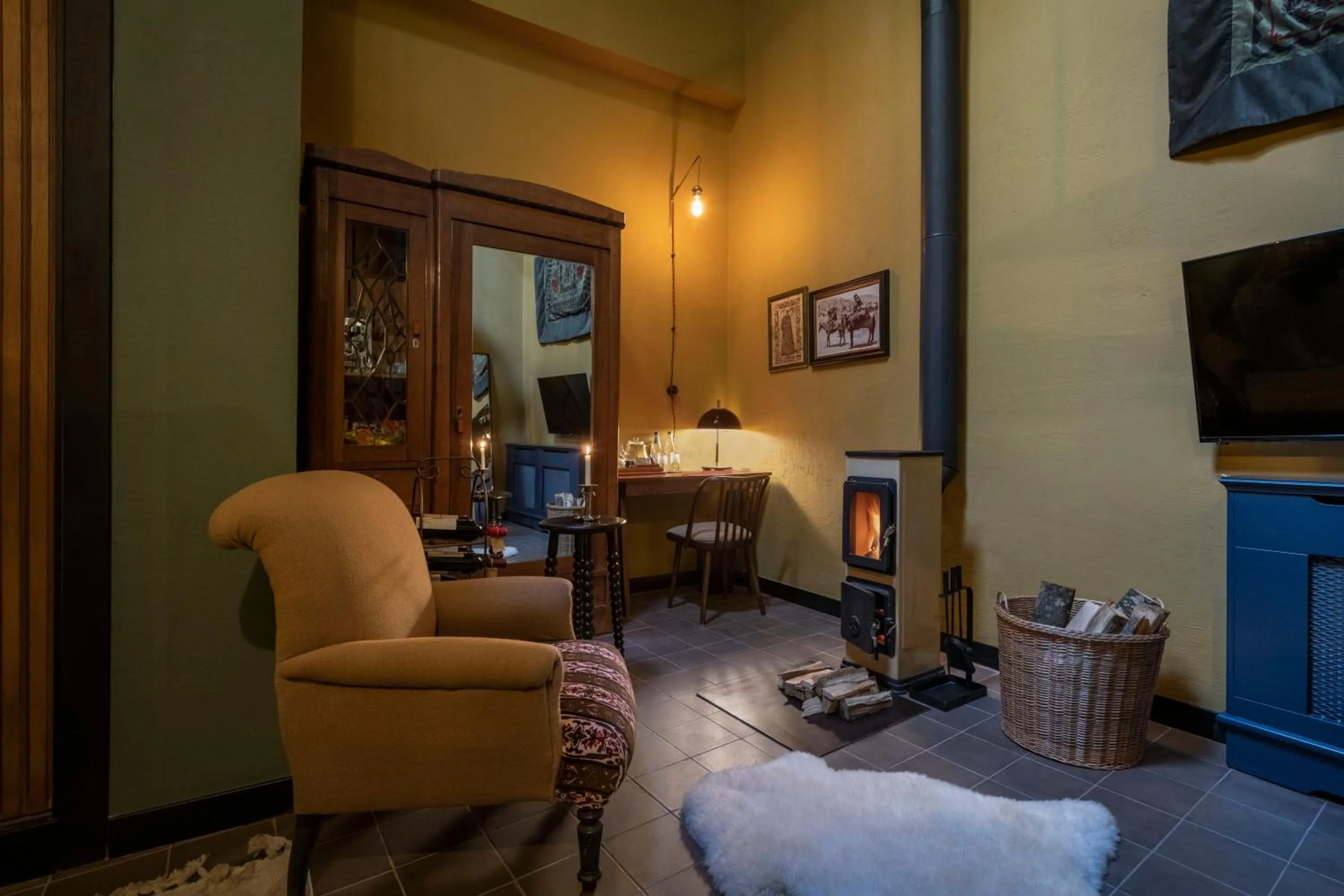 Seating area in Communal Hotel Telavi
