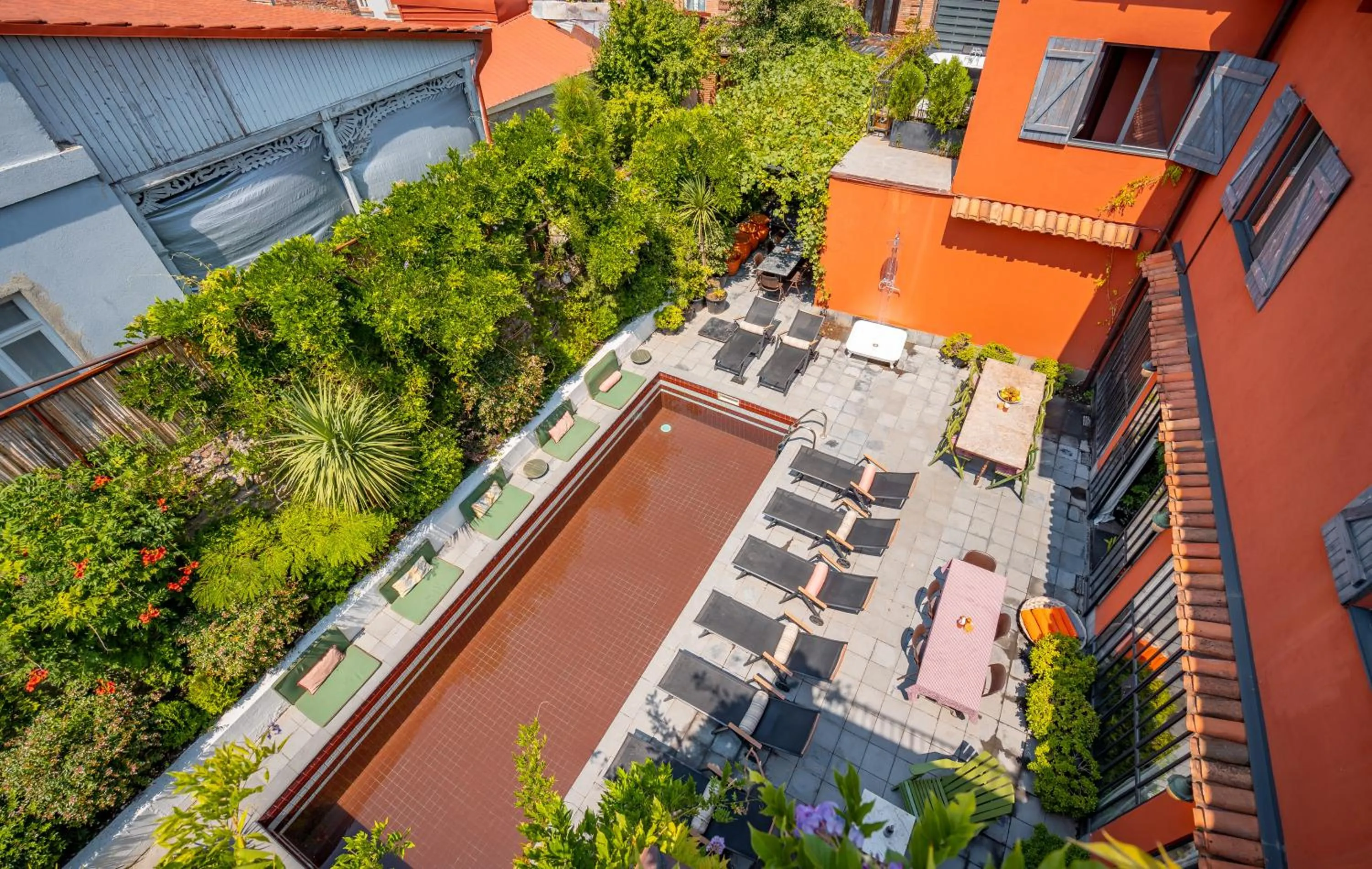 Property building in Communal Hotel Telavi