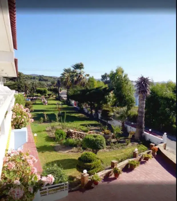 Double or Twin Room with Garden View in Asterias Bay-Theologos Double or Twin Room with Garden View in Asterias Bay-Theologos