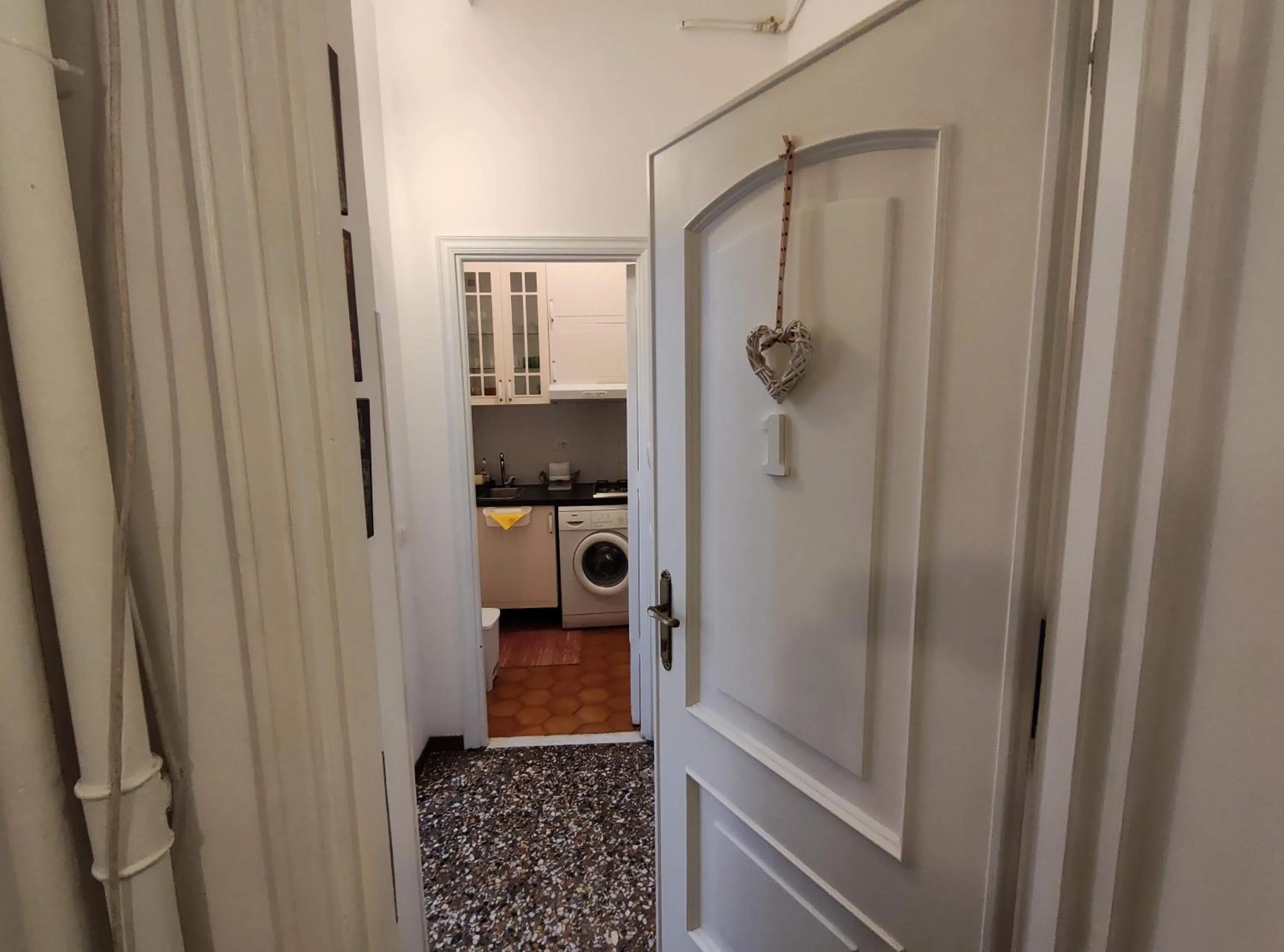 Kitchen or kitchenette, Bathroom in Al 171 Family Suite studio 1-4p