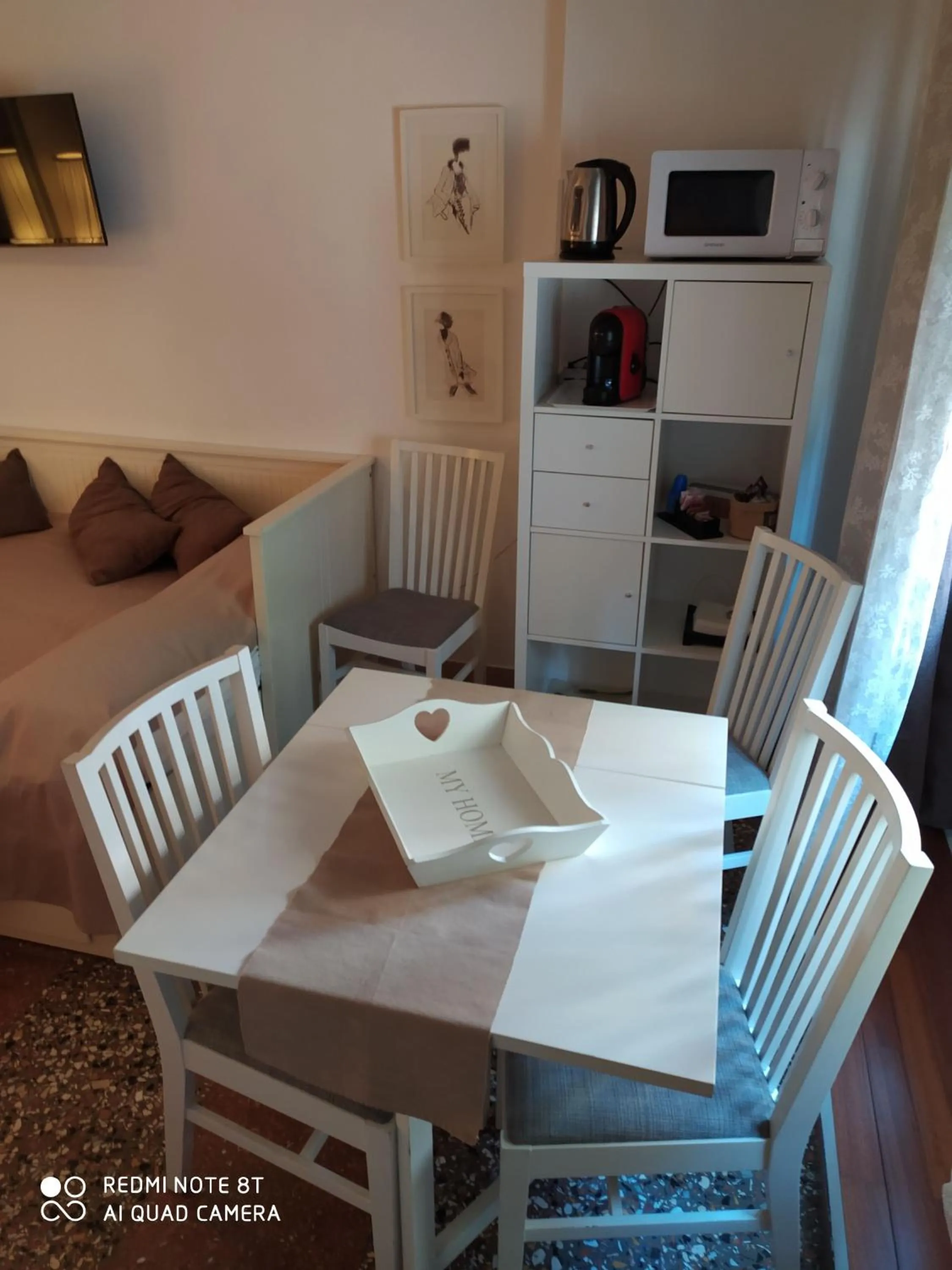 Dining Area in Al 171 Family Suite studio 1-4p