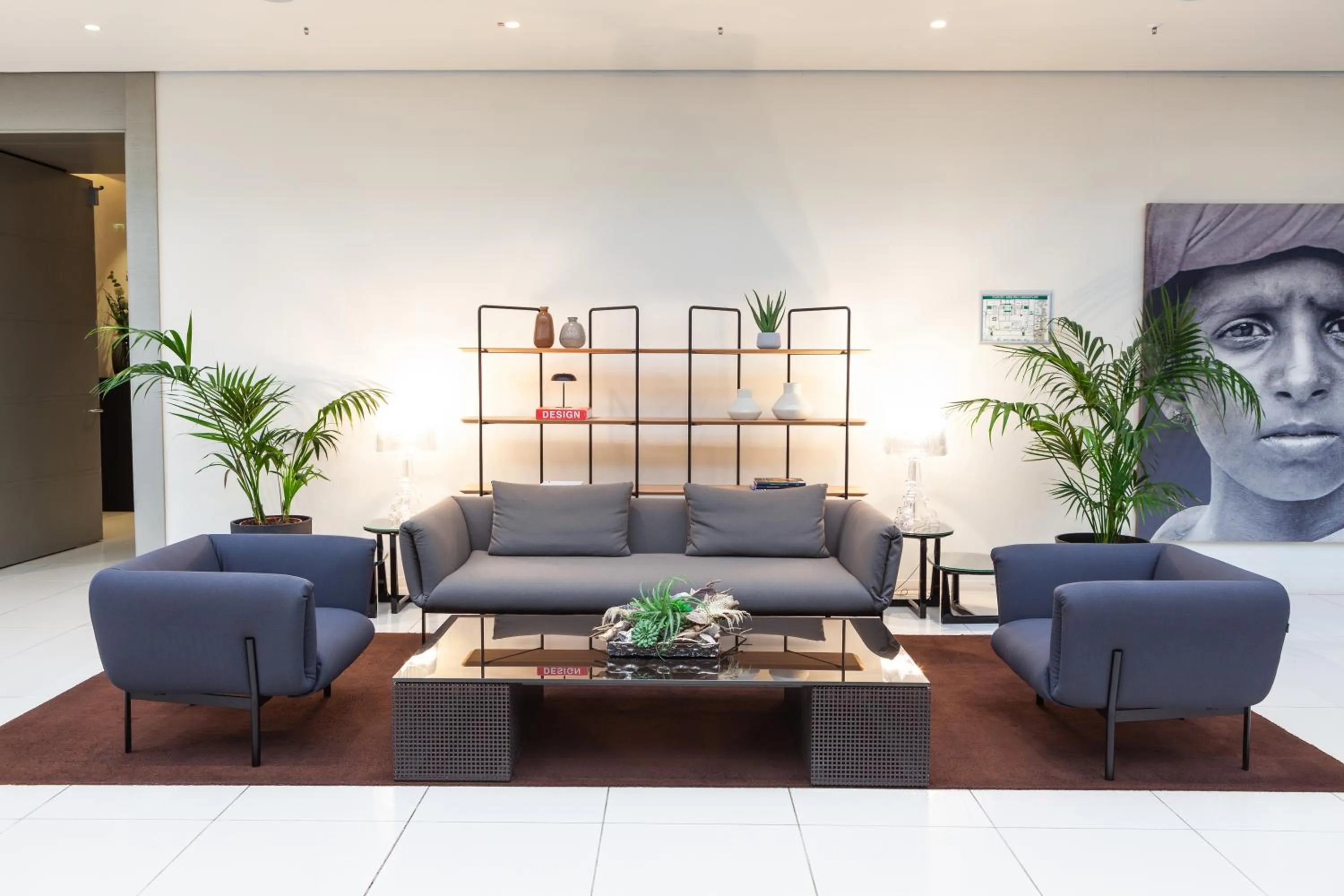 Lobby or reception in H10 Ku'Damm Lofts