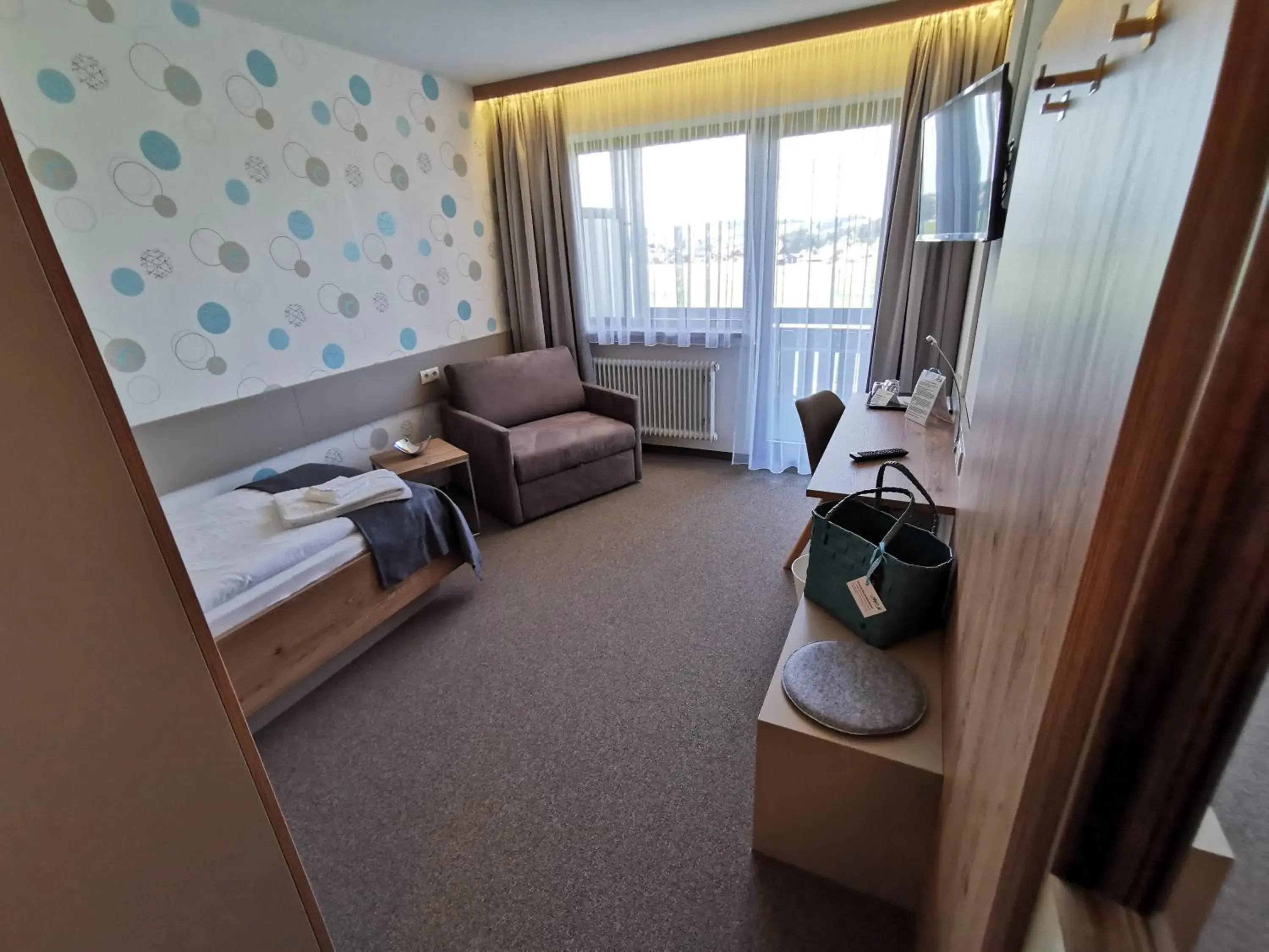 Einzelzimmer mit Zustellbett in Hotel Allgäu Garni Einzelzimmer mit Zustellbett in Hotel Allgäu Garni