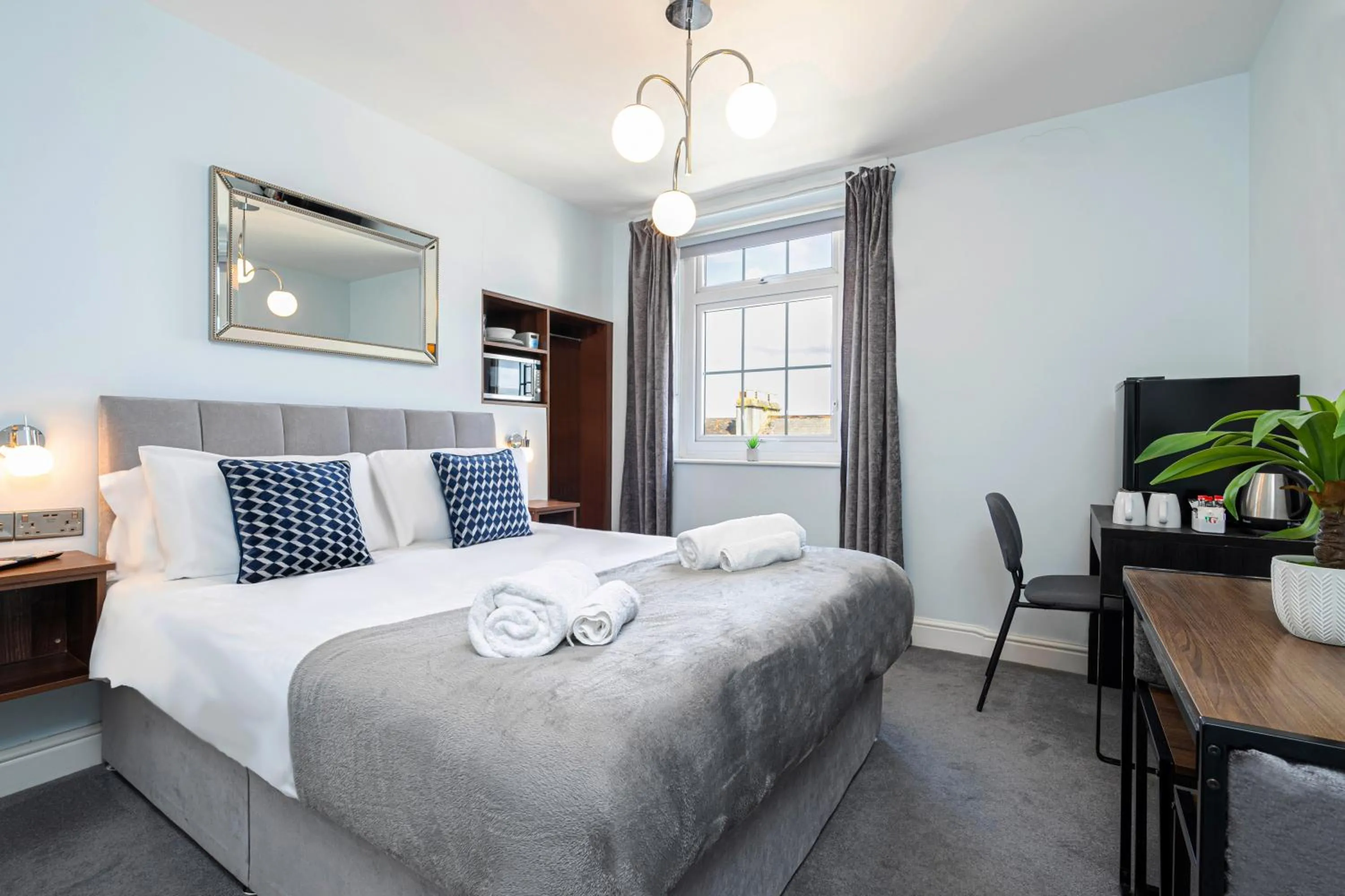 Other, Bed in Ocean Stays by Smart Welcomes