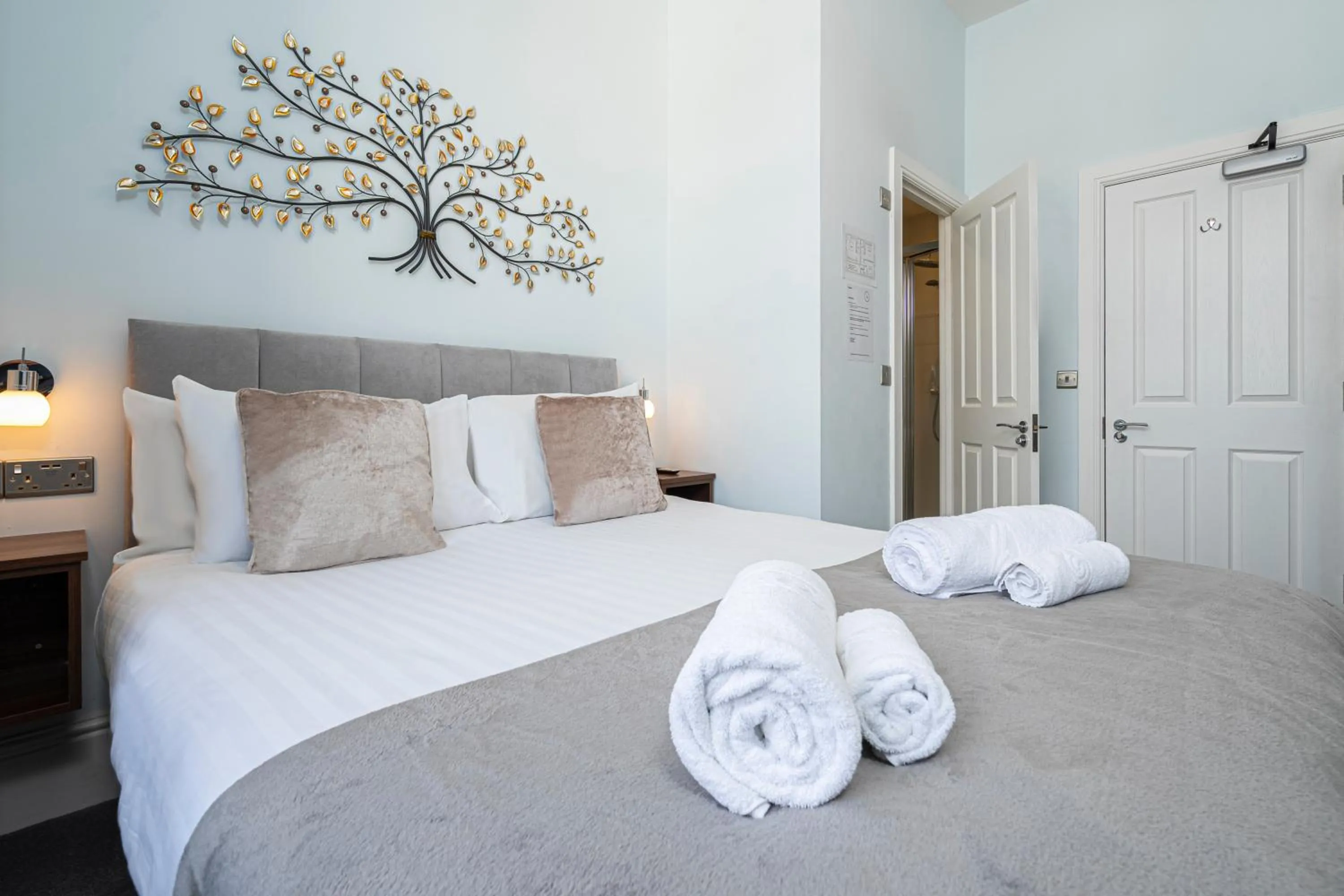 Other, Bed in Ocean Stays by Smart Welcomes