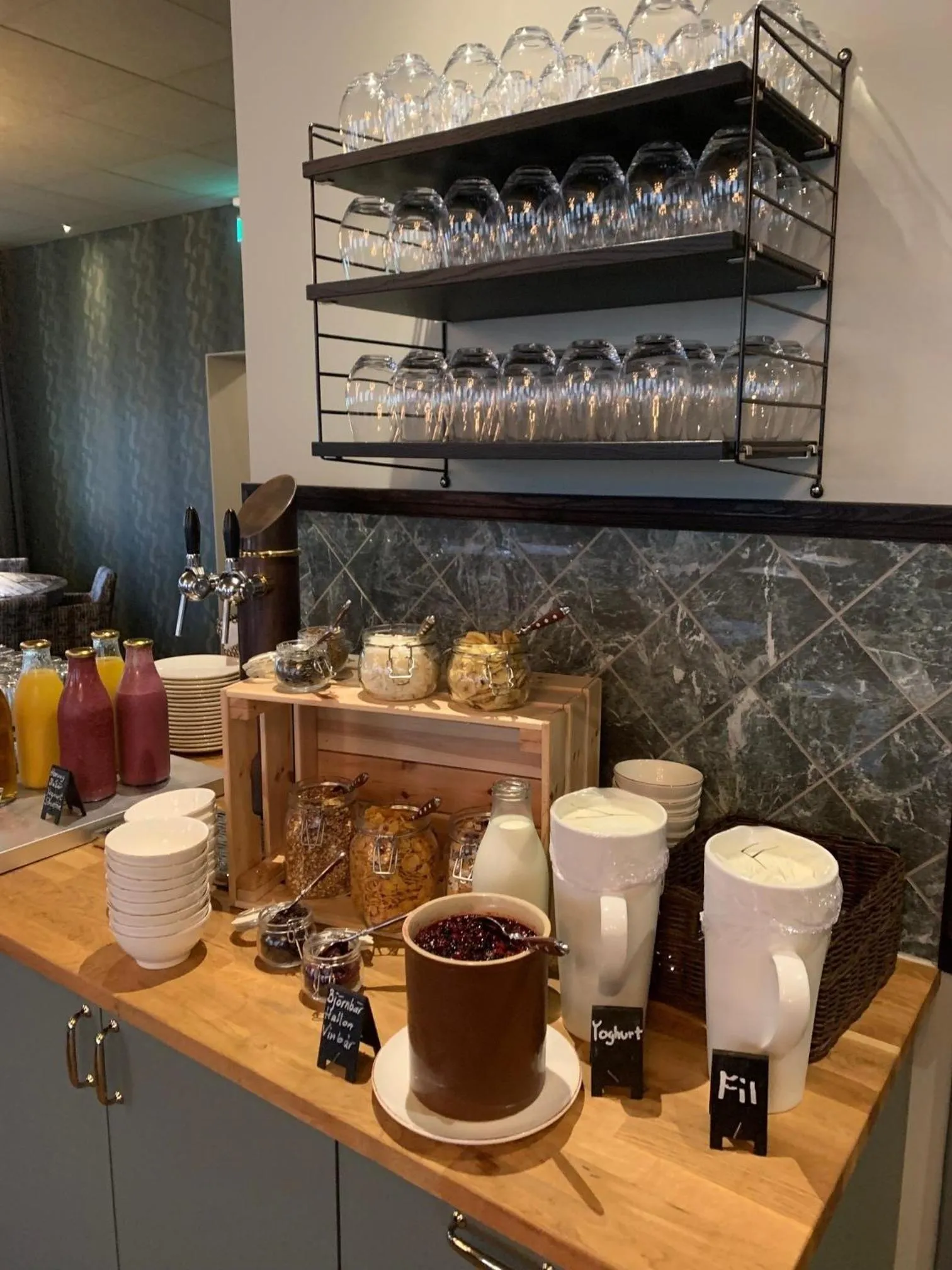Coffee/tea facilities in Nybro Stora Hotellet