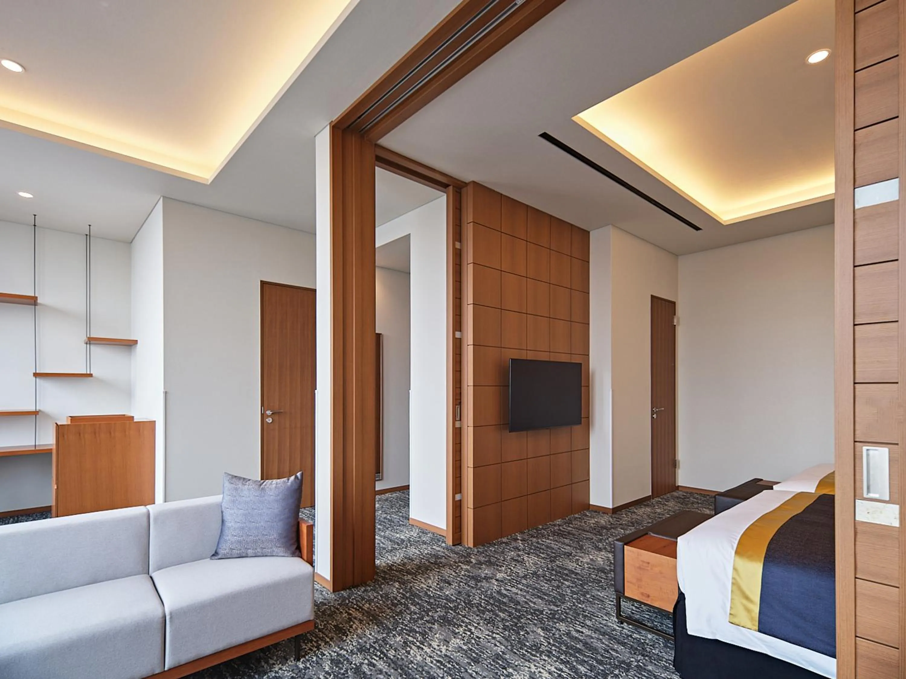 Bed in Roynet Hotel Seoul Mapo